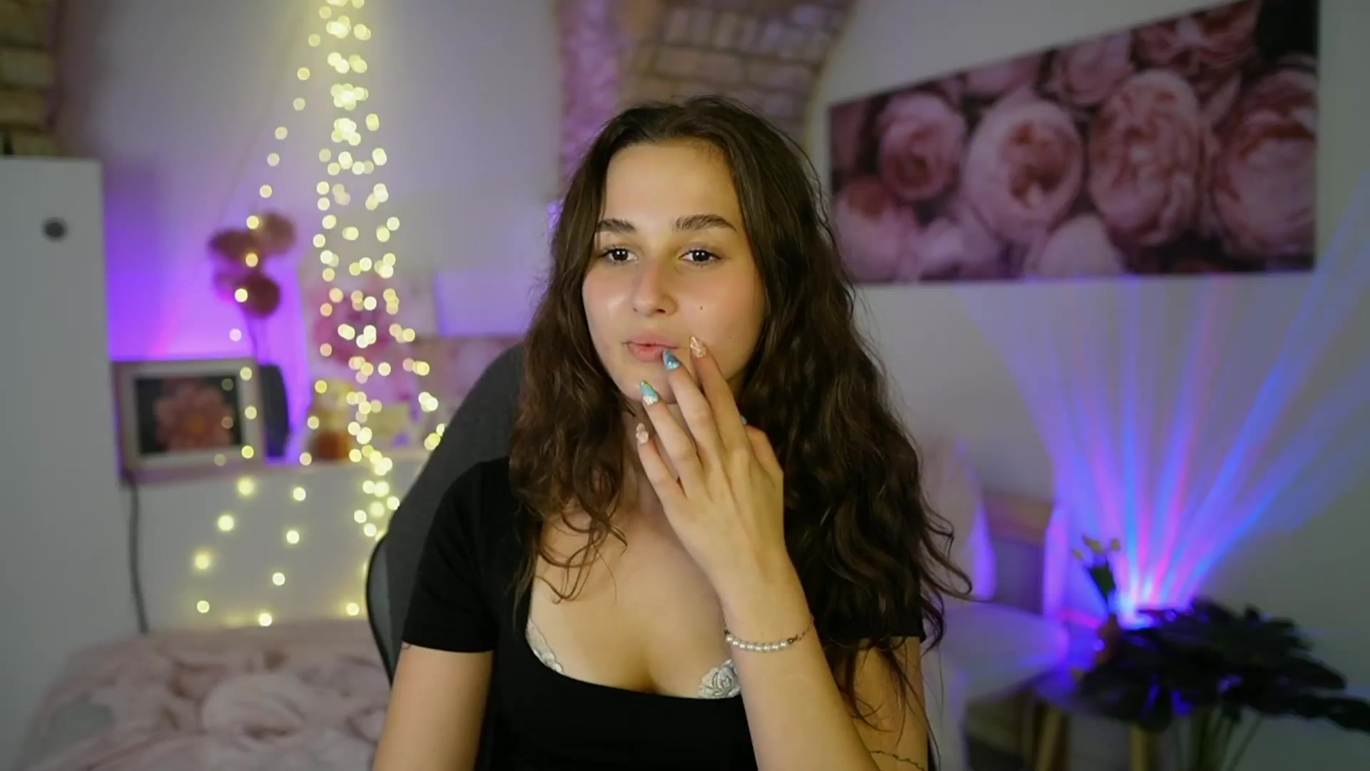 Gallery image thumbnail from Anita_Grey_'s myfreecams stream on, 07/30/2025, 21:25 image 13 of 20