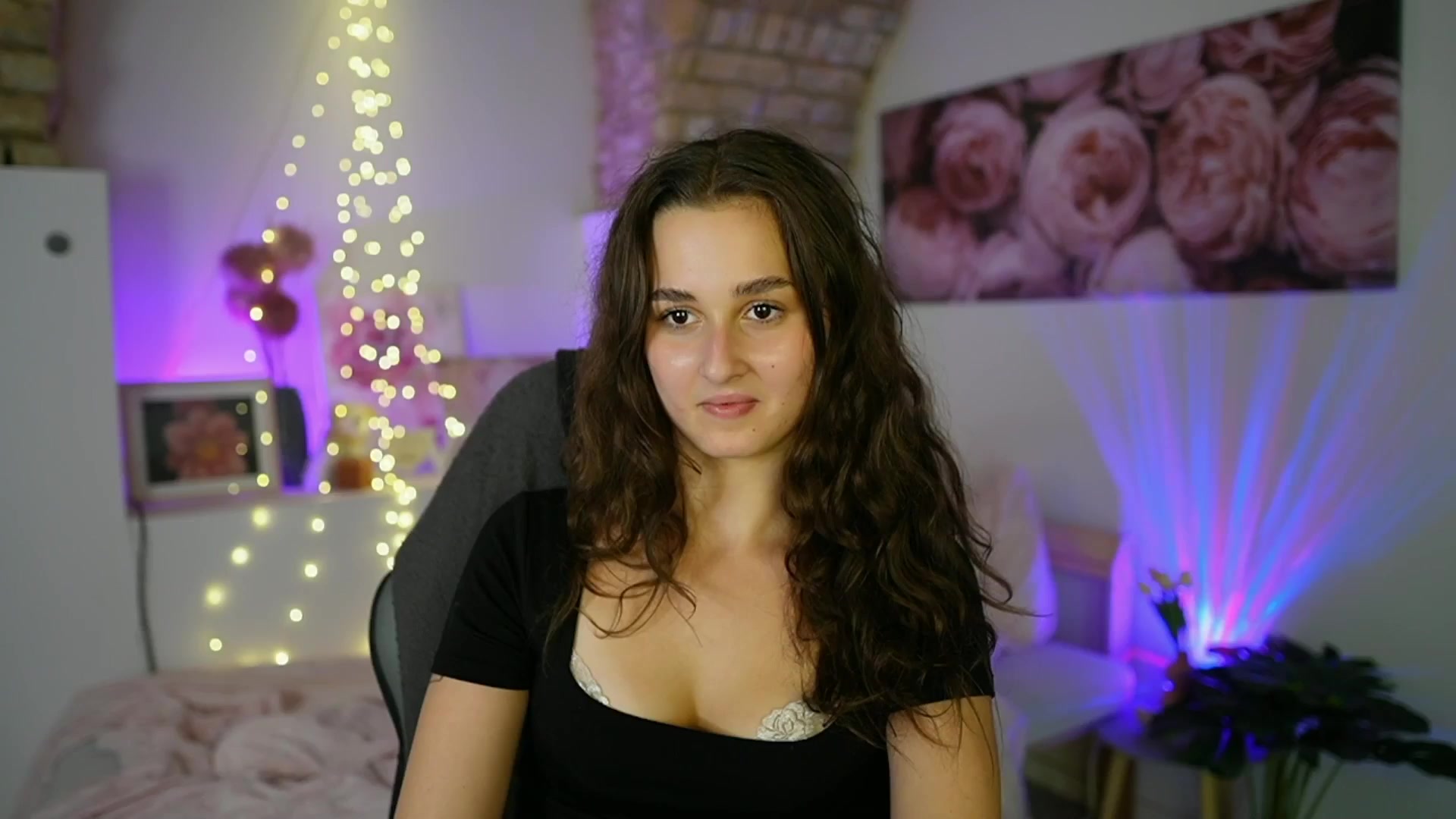Gallery image thumbnail from Anita_Grey_'s myfreecams stream on, 07/30/2025, 21:25 image 14 of 20