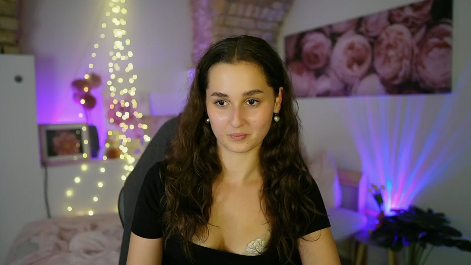 Gallery image thumbnail from Anita_Grey_'s myfreecams stream on, 07/30/2025, 21:25 image 5 of 20