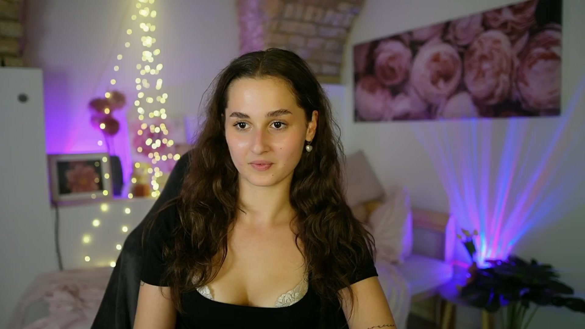 Gallery image thumbnail from Anita_Grey_'s myfreecams stream on, 07/30/2025, 23:14 image 8 of 20