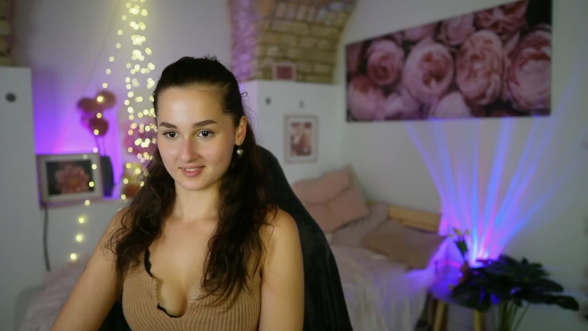 Gallery image thumbnail from Anita_Grey_'s myfreecams stream on, 07/31/2025, 23:30 image 11 of 20