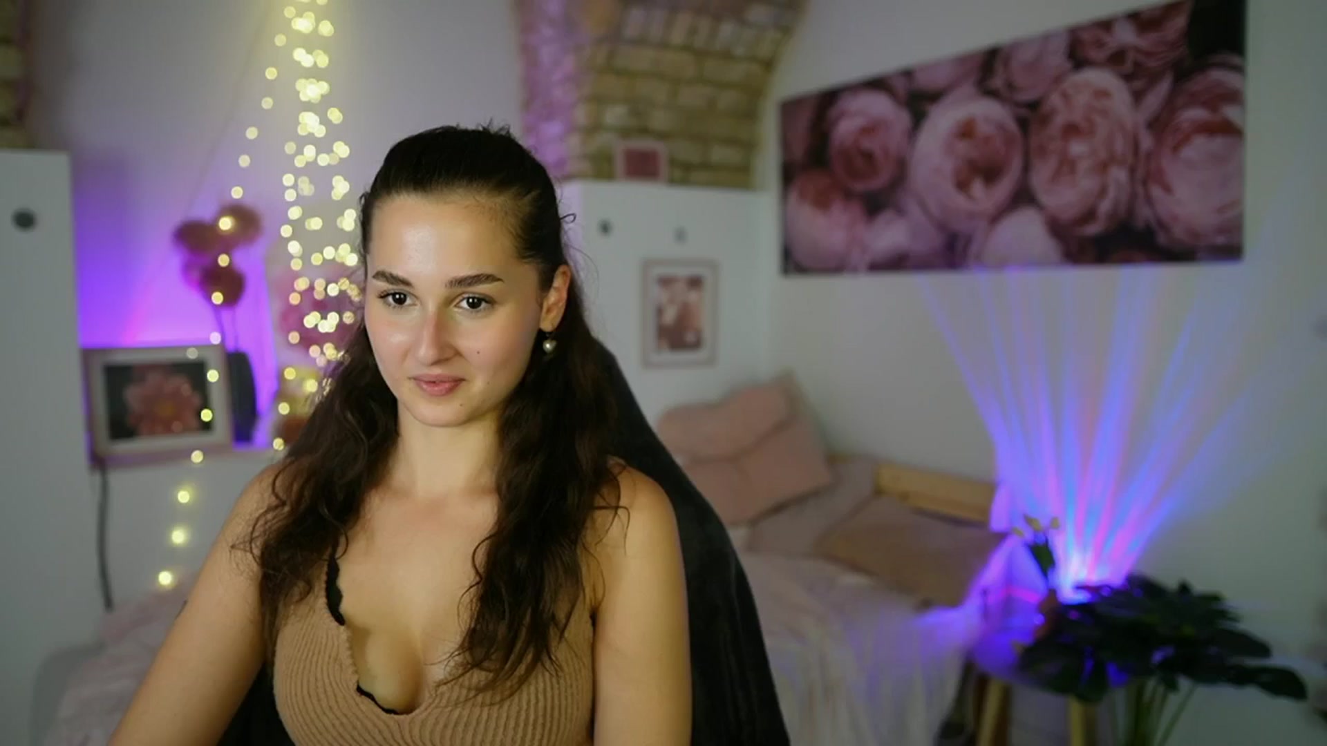 Gallery image thumbnail from Anita_Grey_'s myfreecams stream on, 07/31/2025, 23:30 image 9 of 20