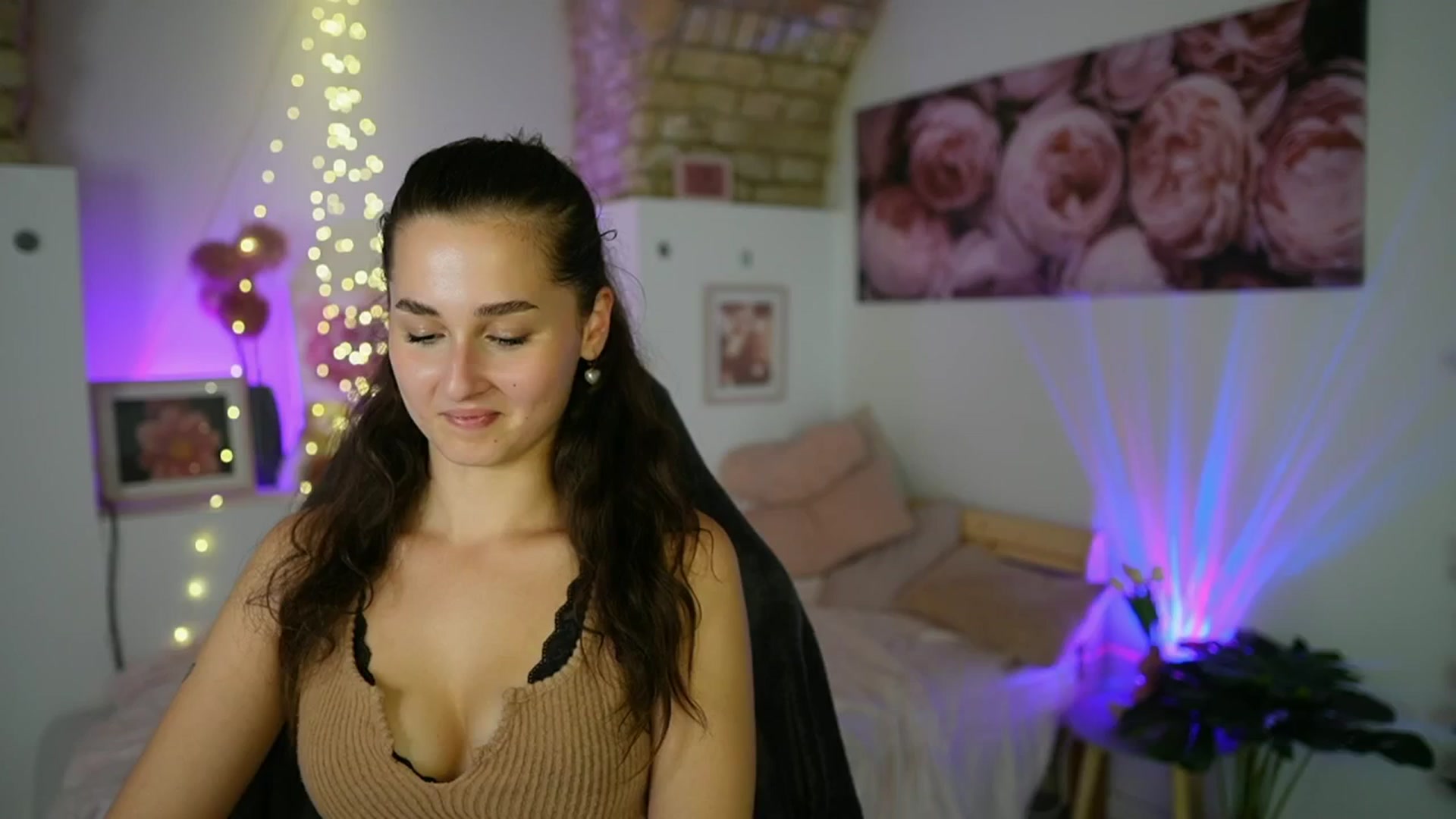 Gallery image thumbnail from Anita_Grey_'s myfreecams stream on, 07/31/2025, 23:30 image 6 of 20