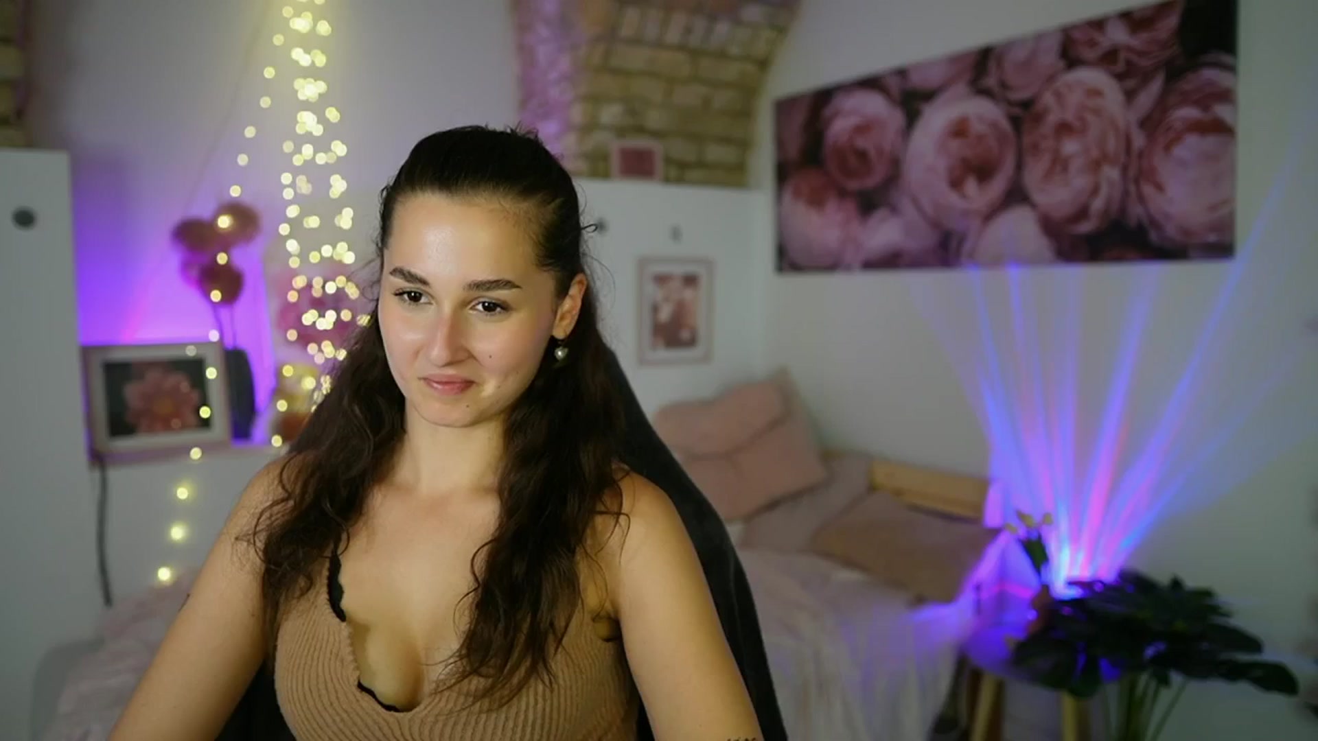 Gallery image thumbnail from Anita_Grey_'s myfreecams stream on, 07/31/2025, 23:30 image 8 of 20