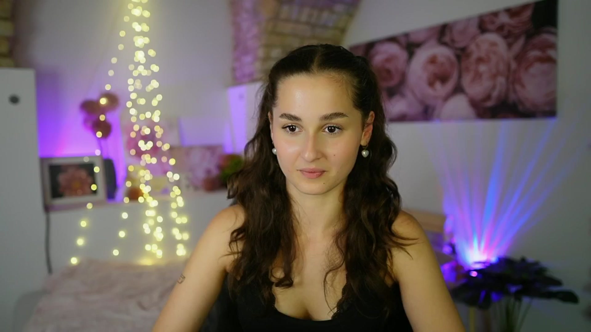 Gallery image thumbnail from Anita_Grey_'s myfreecams stream on, 08/02/2025, 21:46 image 16 of 20