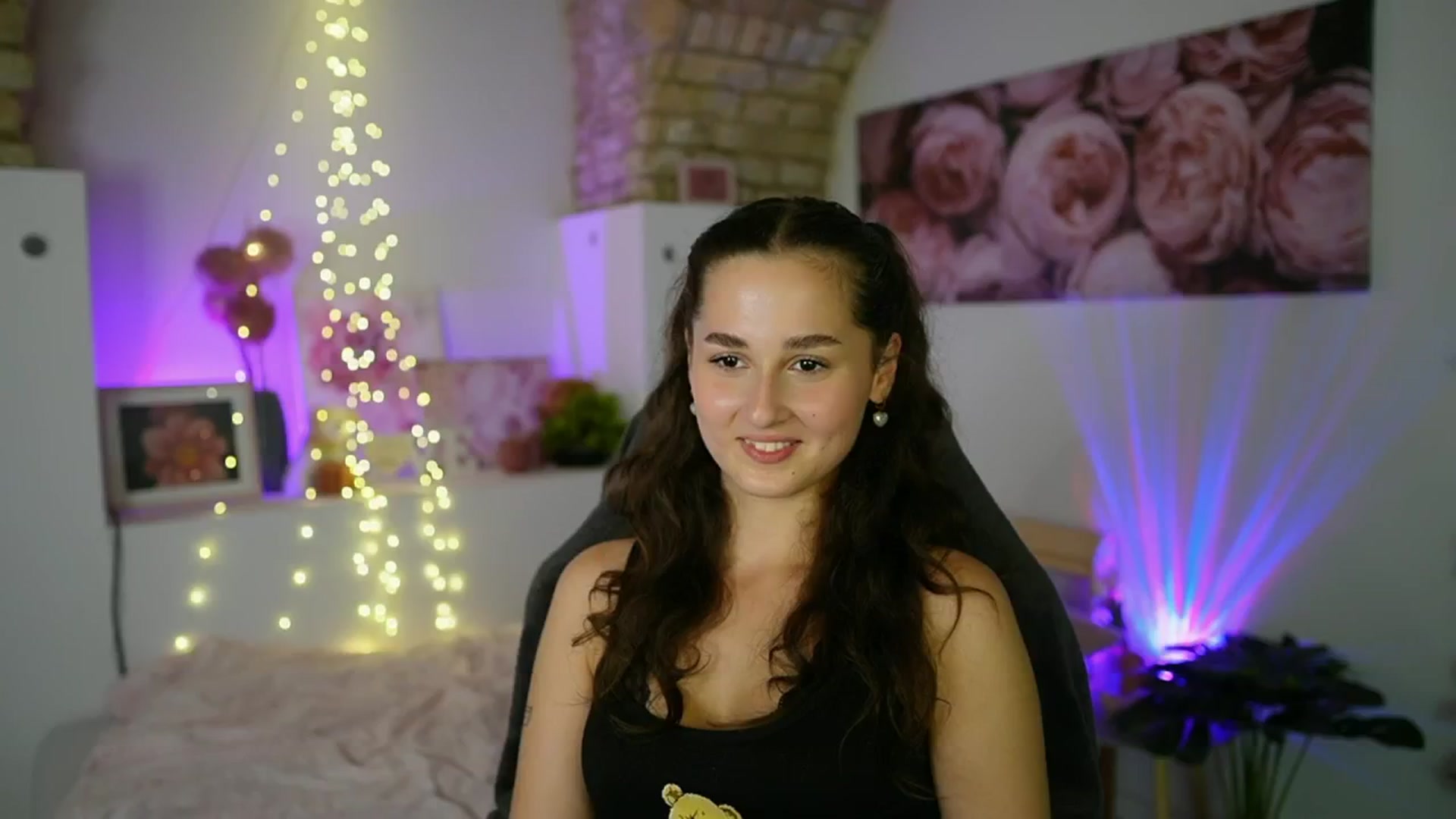 Gallery image thumbnail from Anita_Grey_'s myfreecams stream on, 08/02/2025, 21:46 image 5 of 20