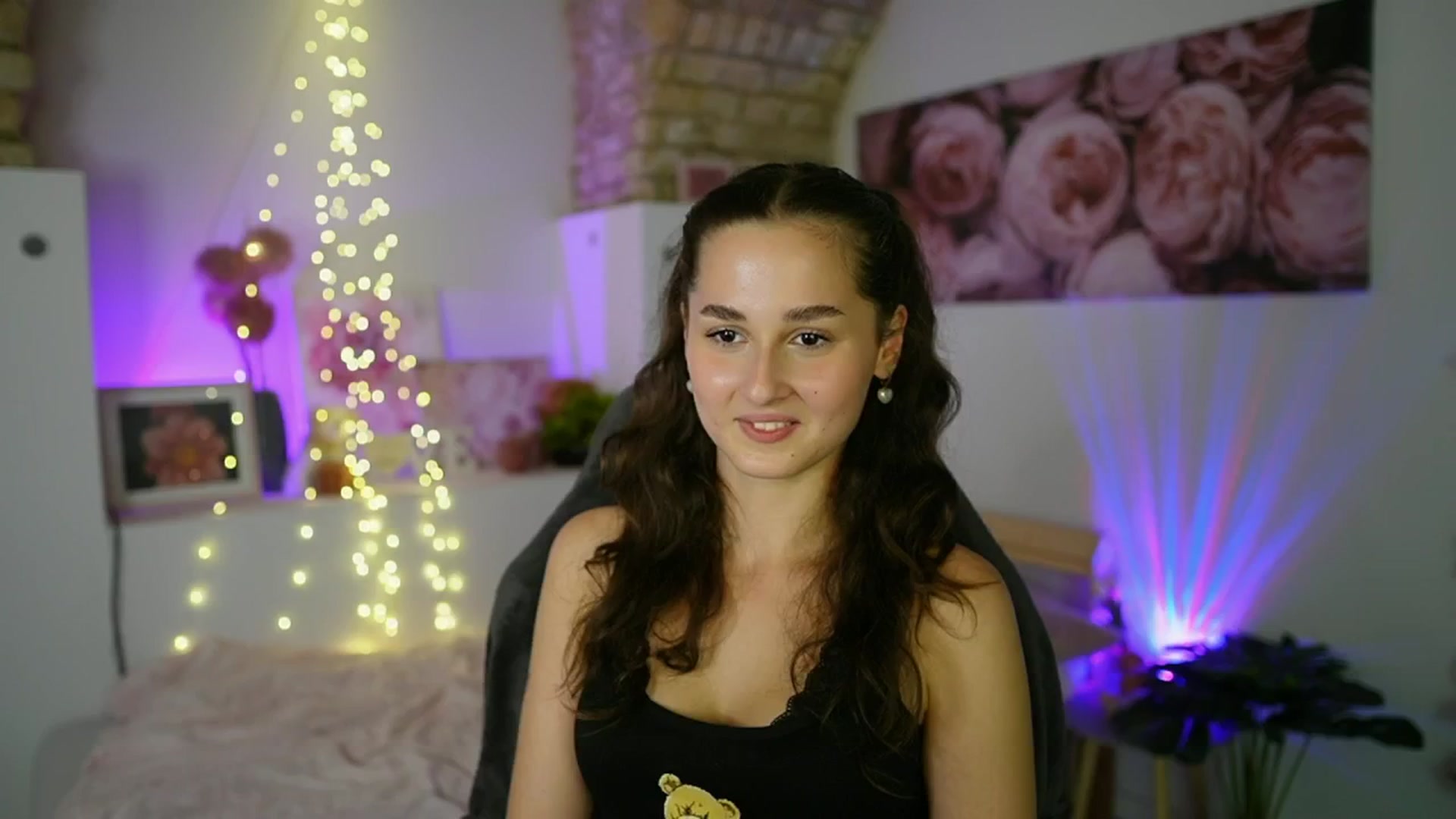 Gallery image thumbnail from Anita_Grey_'s myfreecams stream on, 08/02/2025, 21:46 image 19 of 20