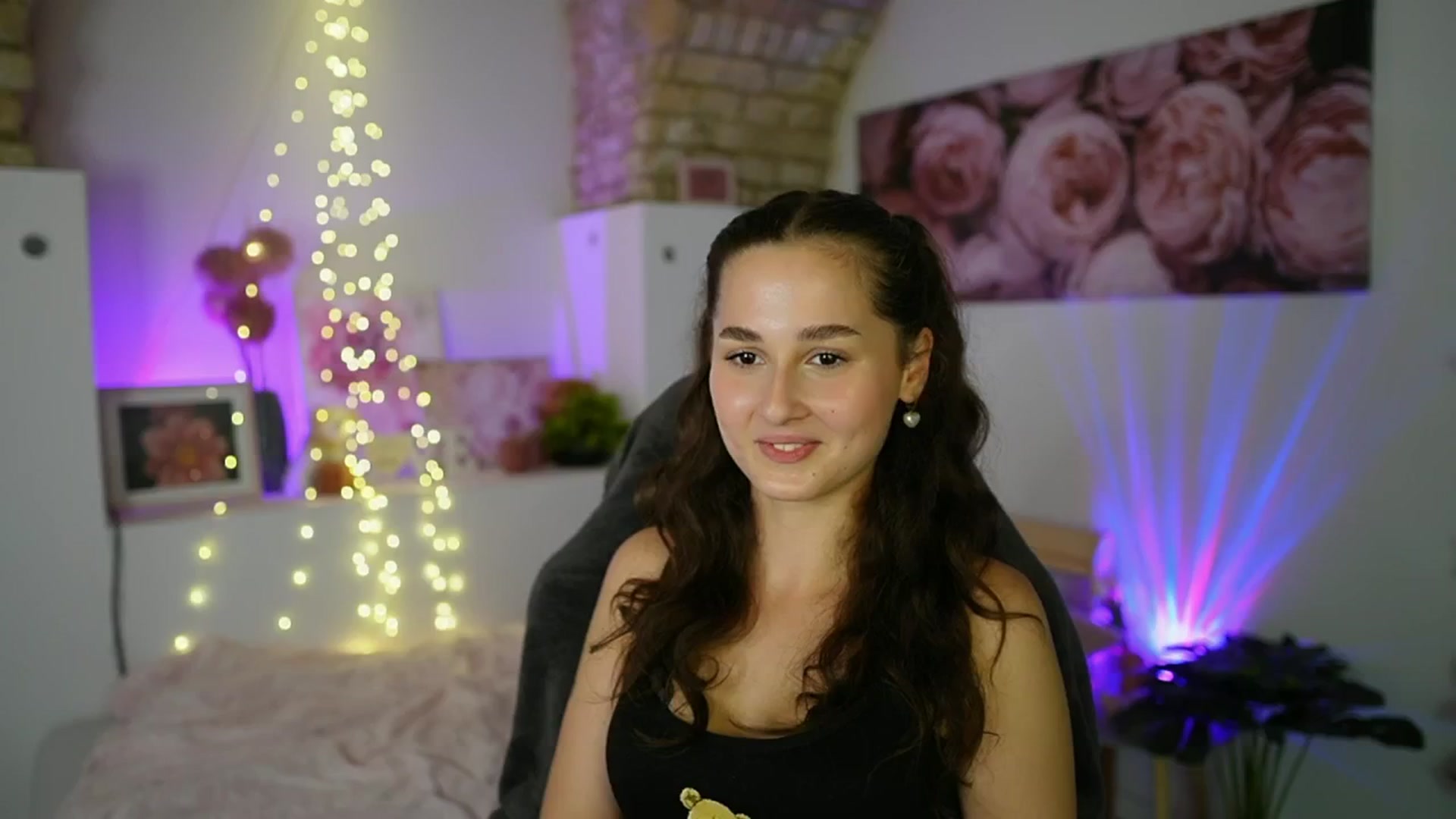 Gallery image thumbnail from Anita_Grey_'s myfreecams stream on, 08/02/2025, 21:46 image 8 of 20
