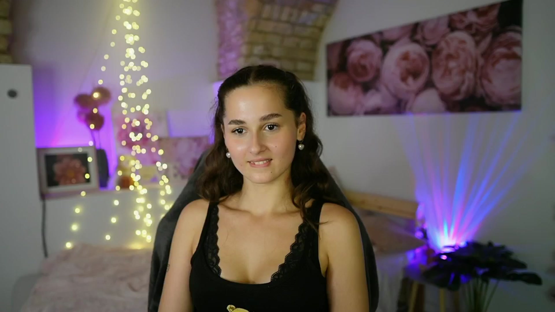 Gallery image thumbnail from Anita_Grey_'s myfreecams stream on, 08/02/2025, 22:25 image 13 of 20