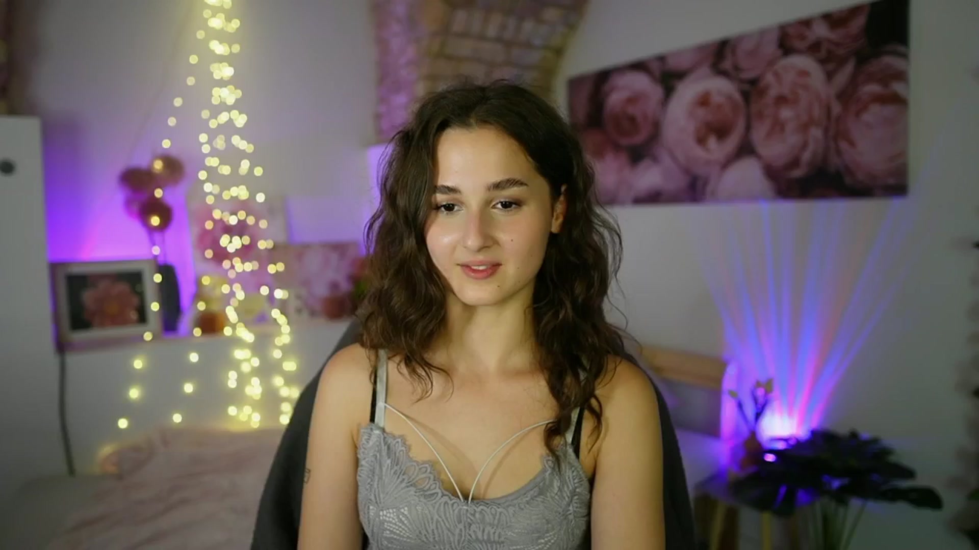 Gallery image thumbnail from Anita_Grey_'s myfreecams stream on, 08/04/2025, 23:23 image 10 of 20