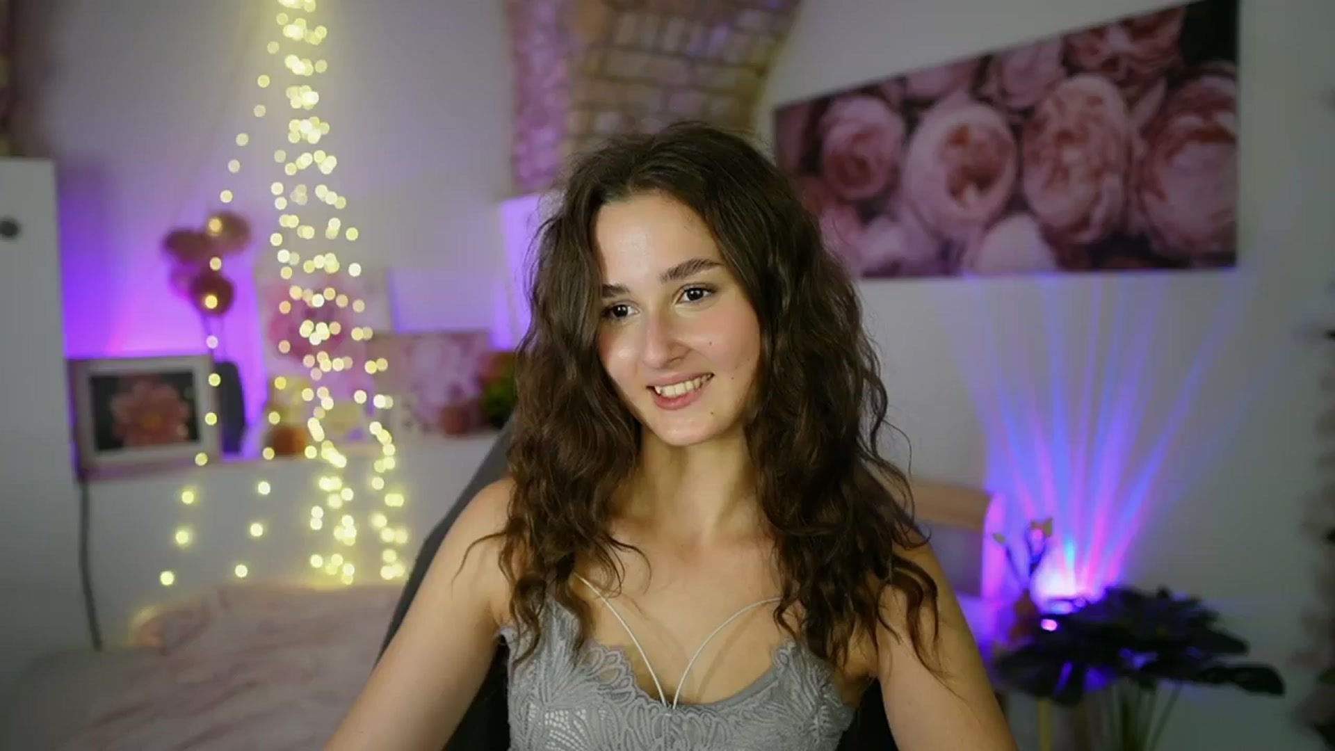 Gallery image thumbnail from Anita_Grey_'s myfreecams stream on, 08/04/2025, 23:23 image 15 of 20