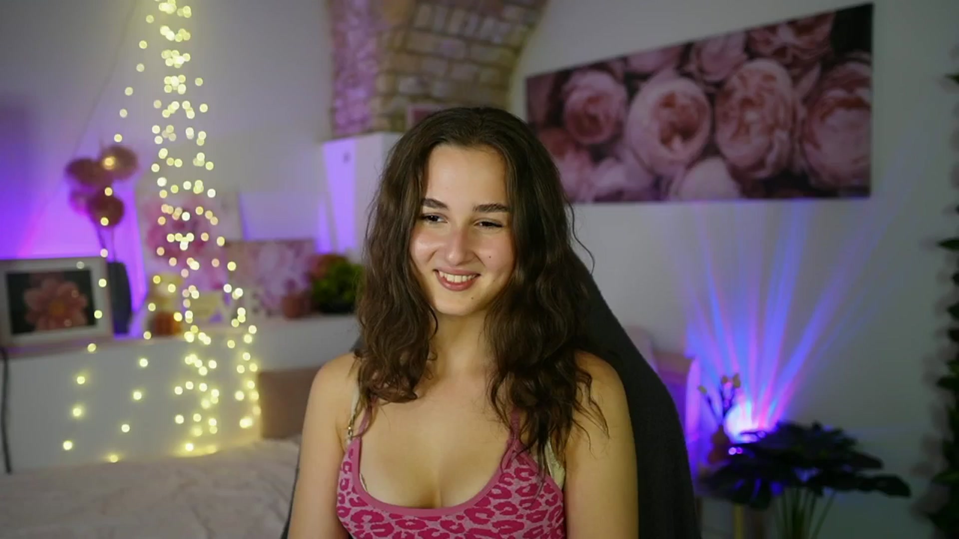 Gallery image thumbnail from Anita_Grey_'s myfreecams stream on, 08/07/2025, 19:21 image 7 of 20