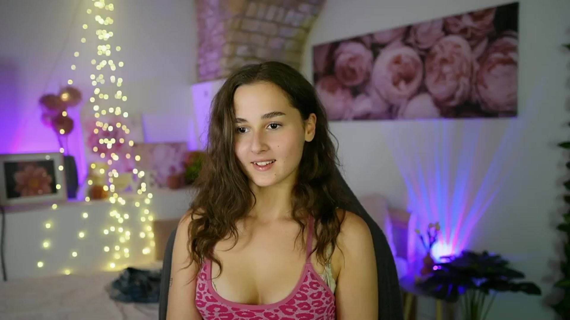 Gallery image thumbnail from Anita_Grey_'s myfreecams stream on, 08/07/2025, 19:21 image 20 of 20