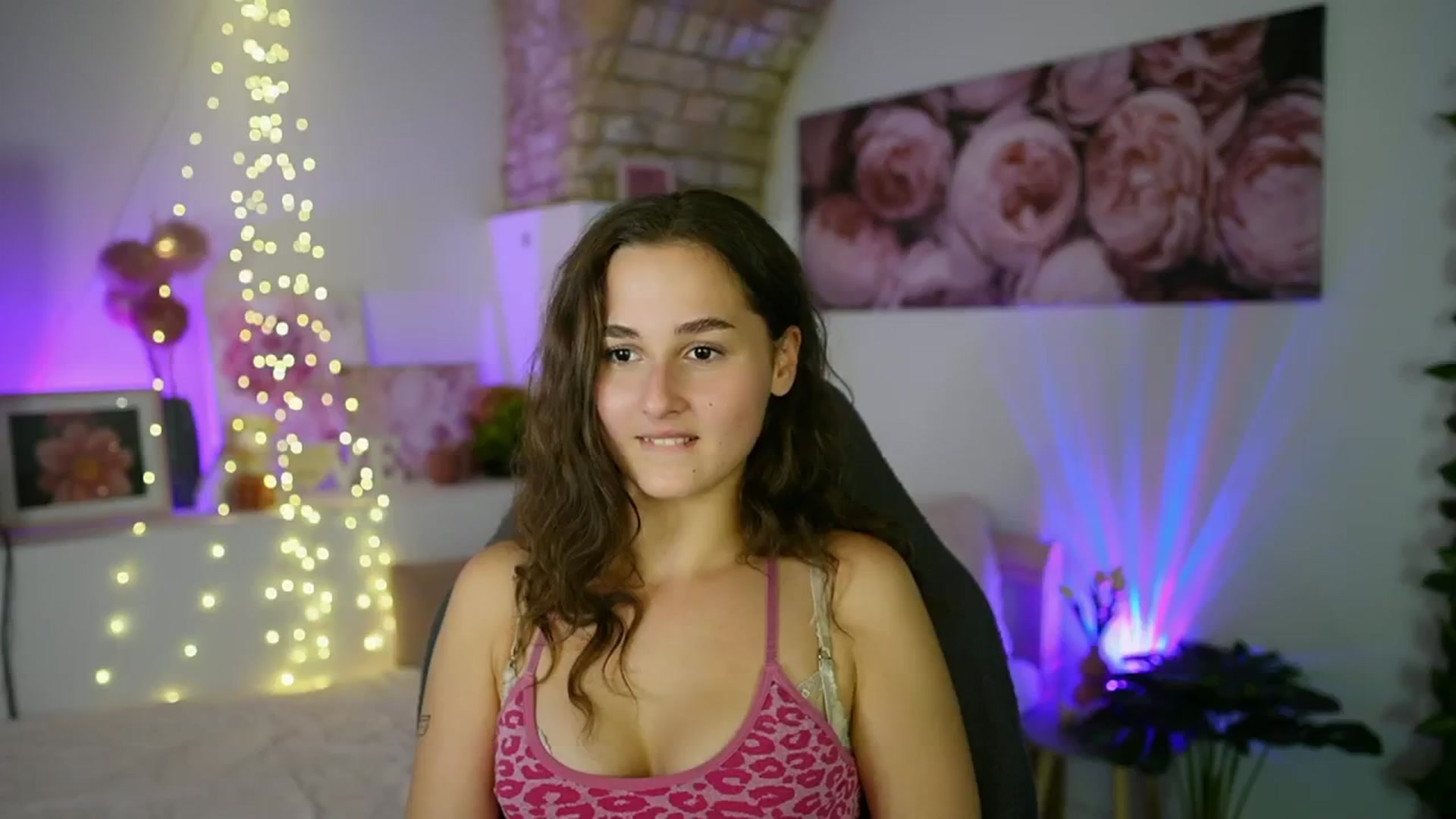 Gallery image thumbnail from Anita_Grey_'s myfreecams stream on, 08/07/2025, 19:21 image 14 of 20
