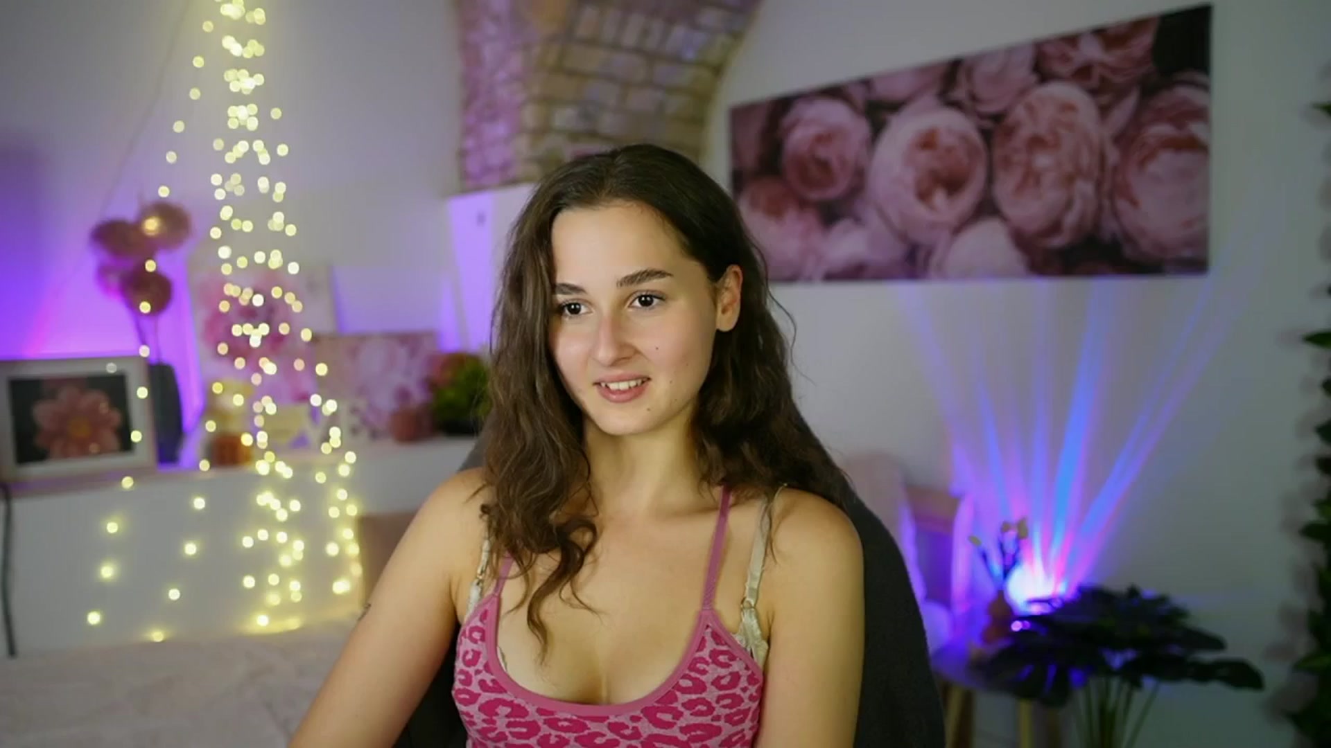 Gallery image thumbnail from Anita_Grey_'s myfreecams stream on, 08/07/2025, 19:21 image 11 of 20