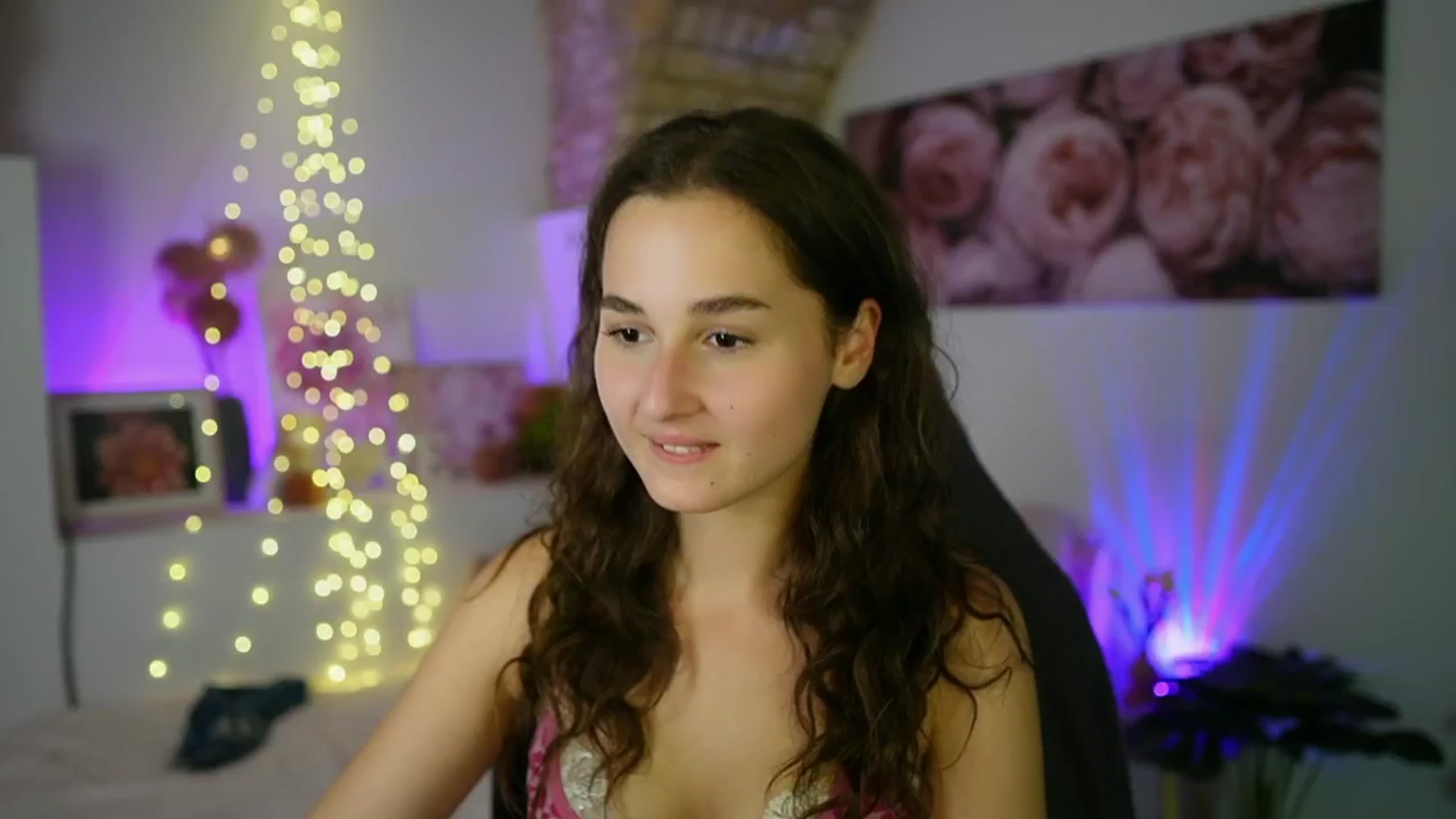 Gallery image thumbnail from Anita_Grey_'s myfreecams stream on, 08/07/2025, 23:05 image 6 of 20