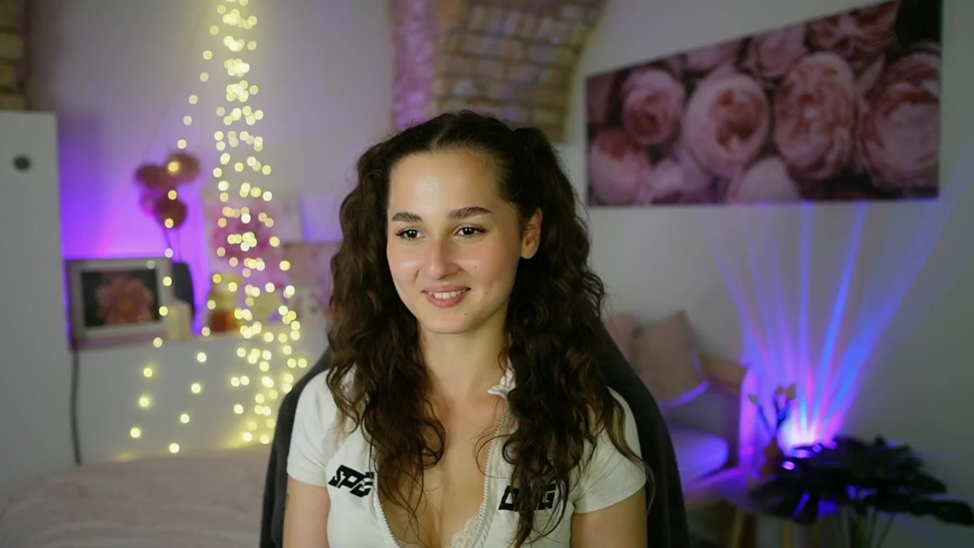 Gallery image thumbnail from Anita_Grey_'s myfreecams stream on, 08/10/2025, 22:56 image 2 of 20