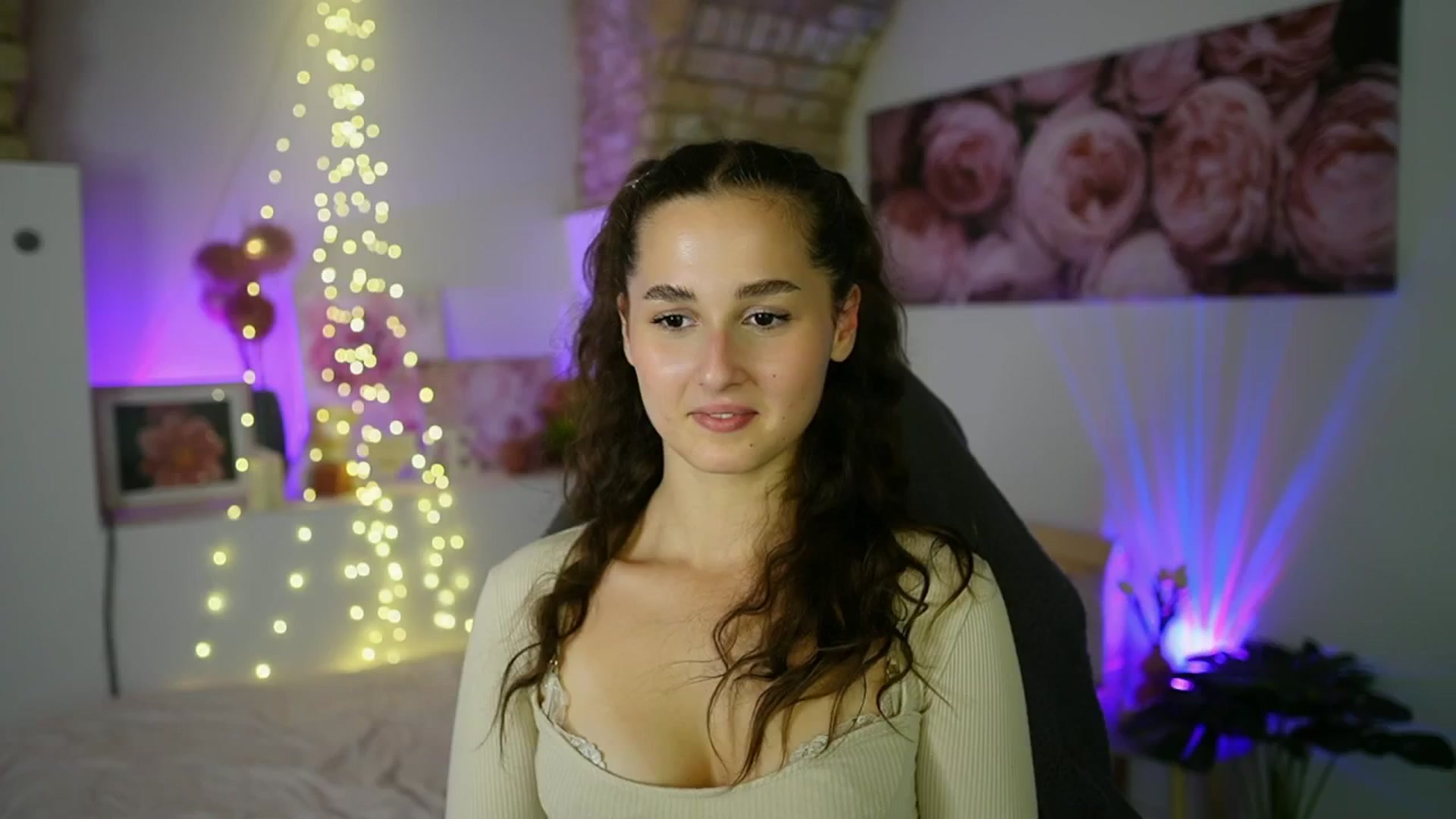 Gallery image thumbnail from Anita_Grey_'s myfreecams stream on, 08/11/2025, 19:14 image 14 of 20