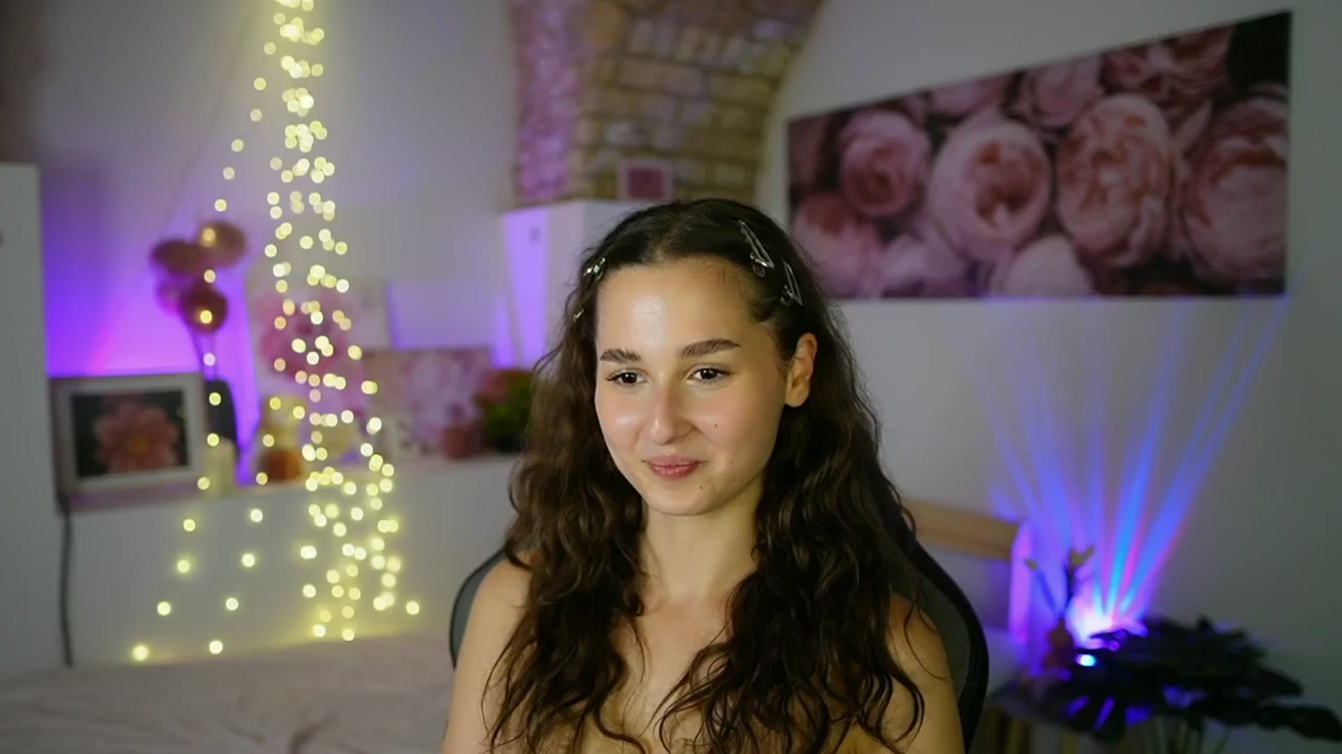 Gallery image thumbnail from Anita_Grey_'s myfreecams stream on, 08/12/2025, 22:12 image 17 of 20