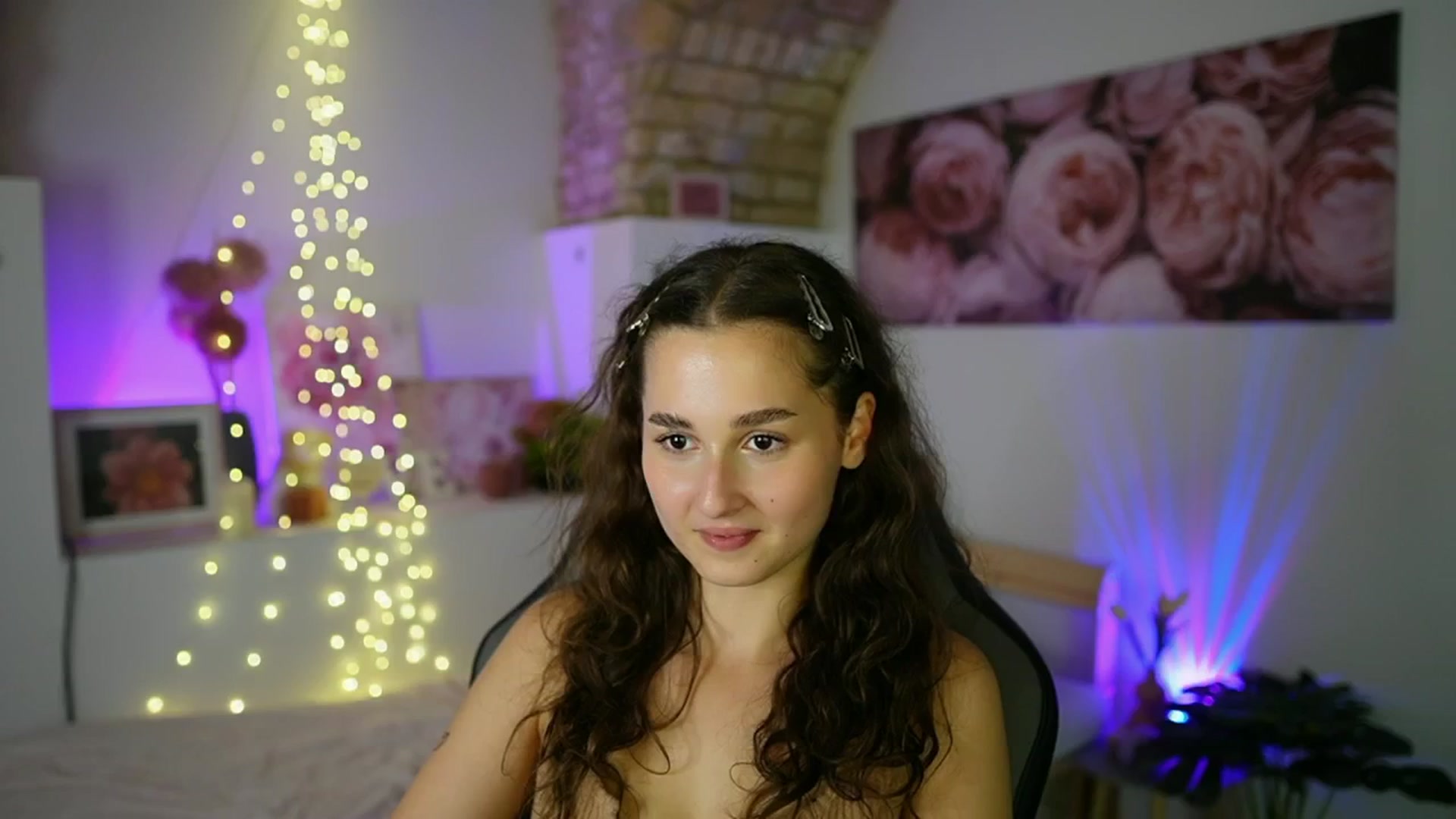Gallery image thumbnail from Anita_Grey_'s myfreecams stream on, 08/12/2025, 23:12 image 13 of 20