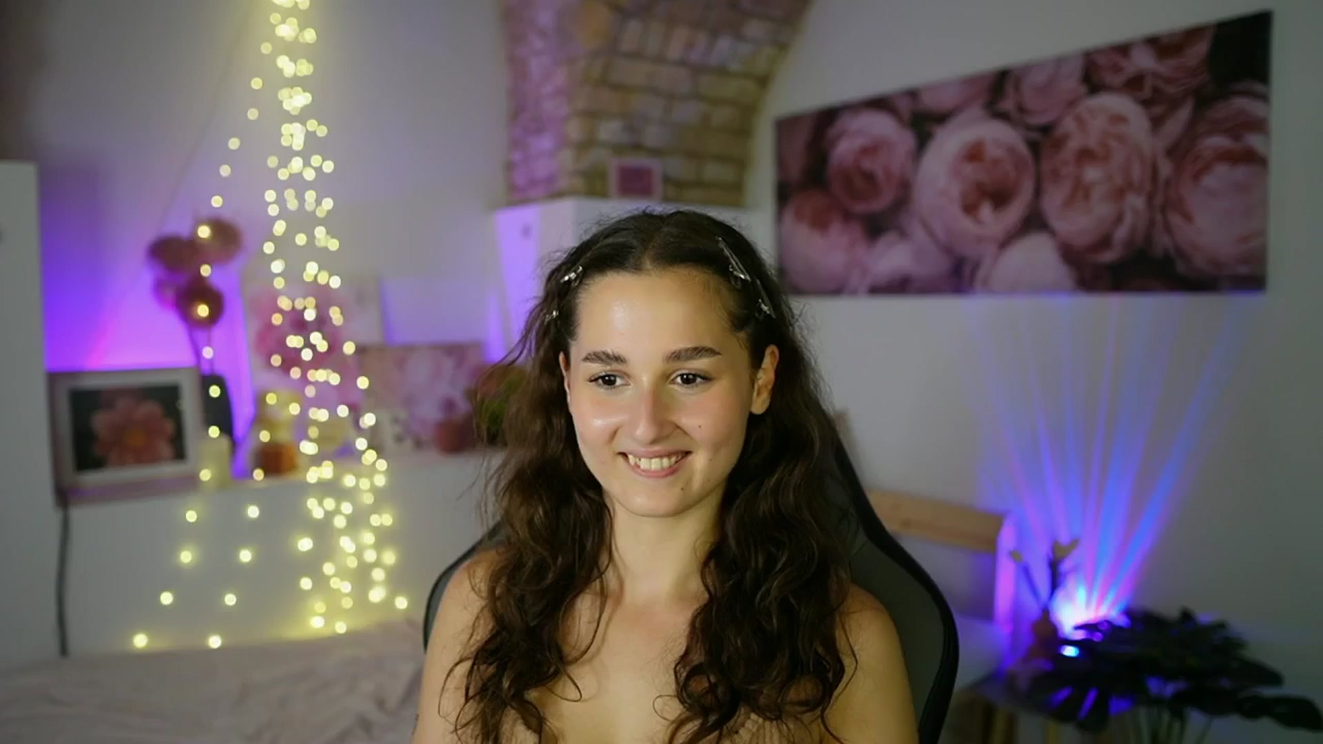 Gallery image thumbnail from Anita_Grey_'s myfreecams stream on, 08/12/2025, 23:12 image 12 of 20