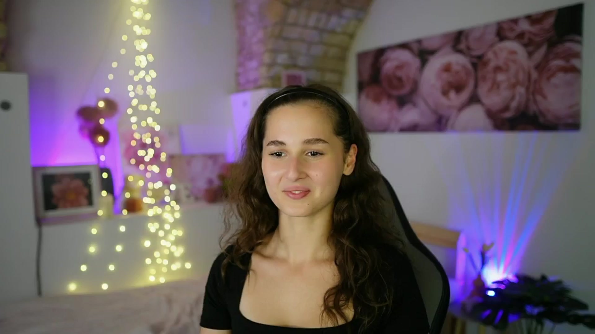 Gallery image thumbnail from Anita_Grey_'s myfreecams stream on, 08/13/2025, 20:26 image 11 of 20