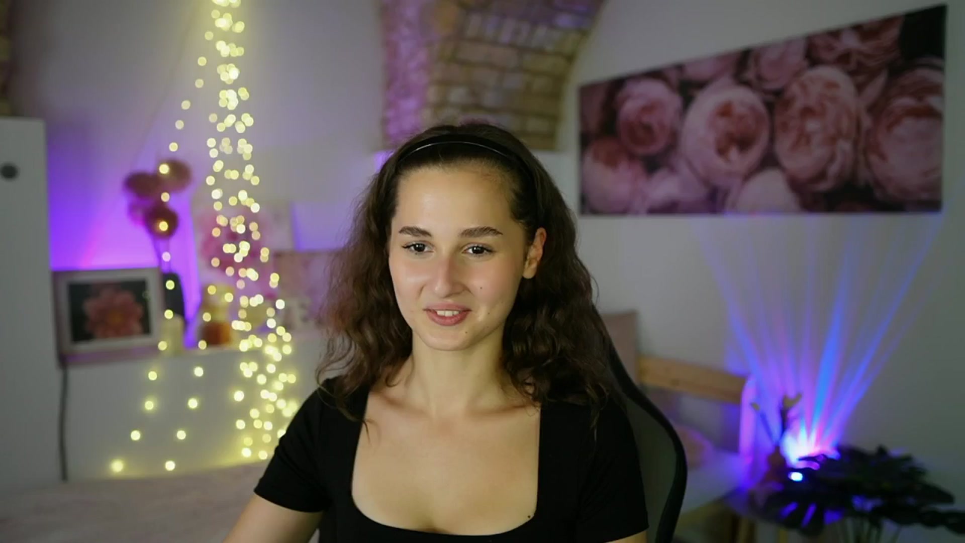 Gallery image thumbnail from Anita_Grey_'s myfreecams stream on, 08/13/2025, 20:26 image 3 of 20