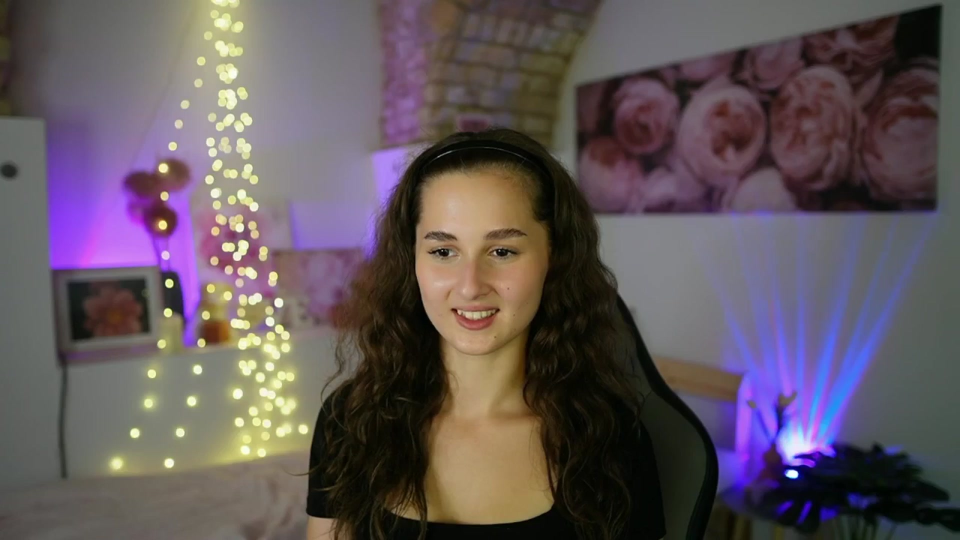 Gallery image thumbnail from Anita_Grey_'s myfreecams stream on, 08/13/2025, 20:26 image 13 of 20