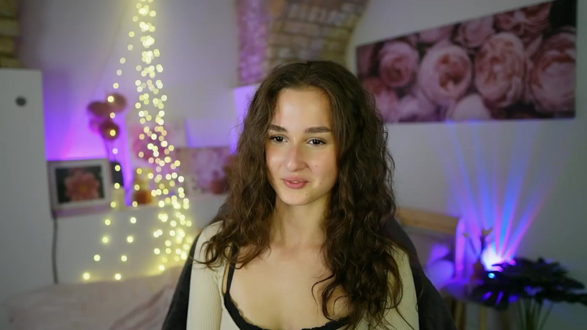 Gallery image thumbnail from Anita_Grey_'s myfreecams stream on, 08/17/2025, 20:36 image 1 of 20