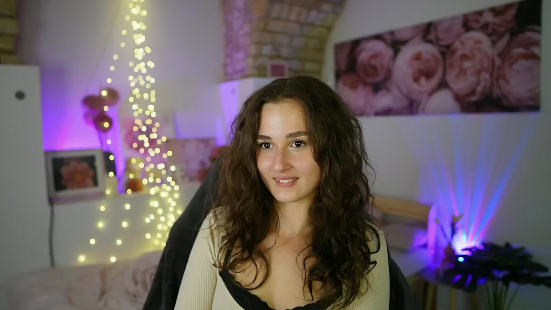 Gallery image thumbnail from Anita_Grey_'s myfreecams stream on, 08/17/2025, 22:59 image 9 of 20