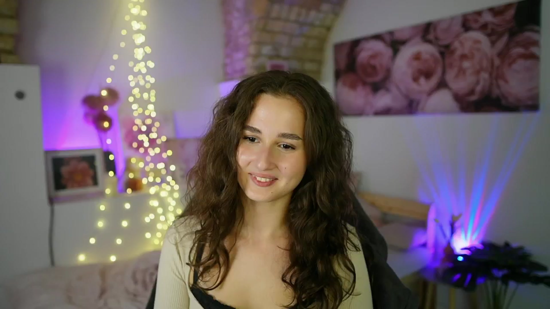 Gallery image thumbnail from Anita_Grey_'s myfreecams stream on, 08/17/2025, 22:59 image 6 of 20