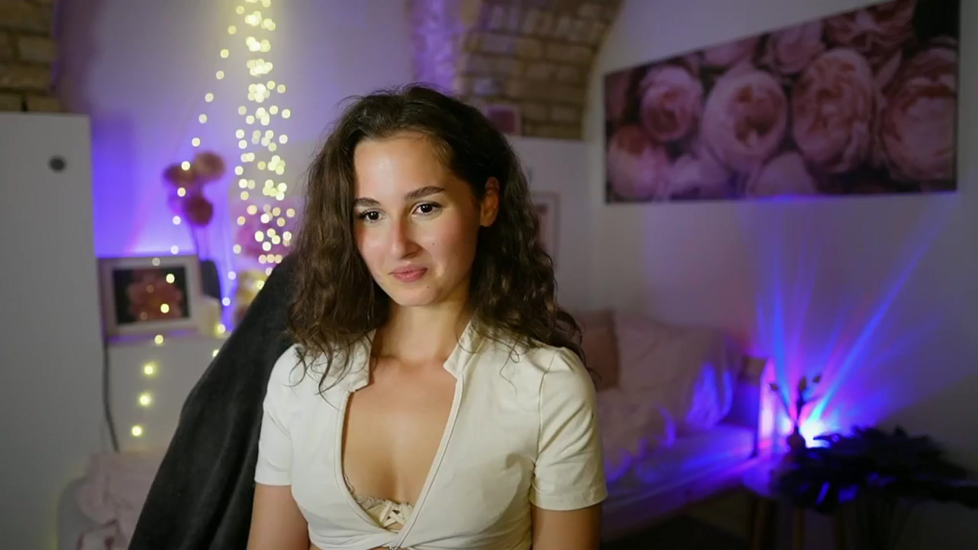 Gallery image thumbnail from Anita_Grey_'s myfreecams stream on, 08/26/2025, 21:36 image 15 of 20