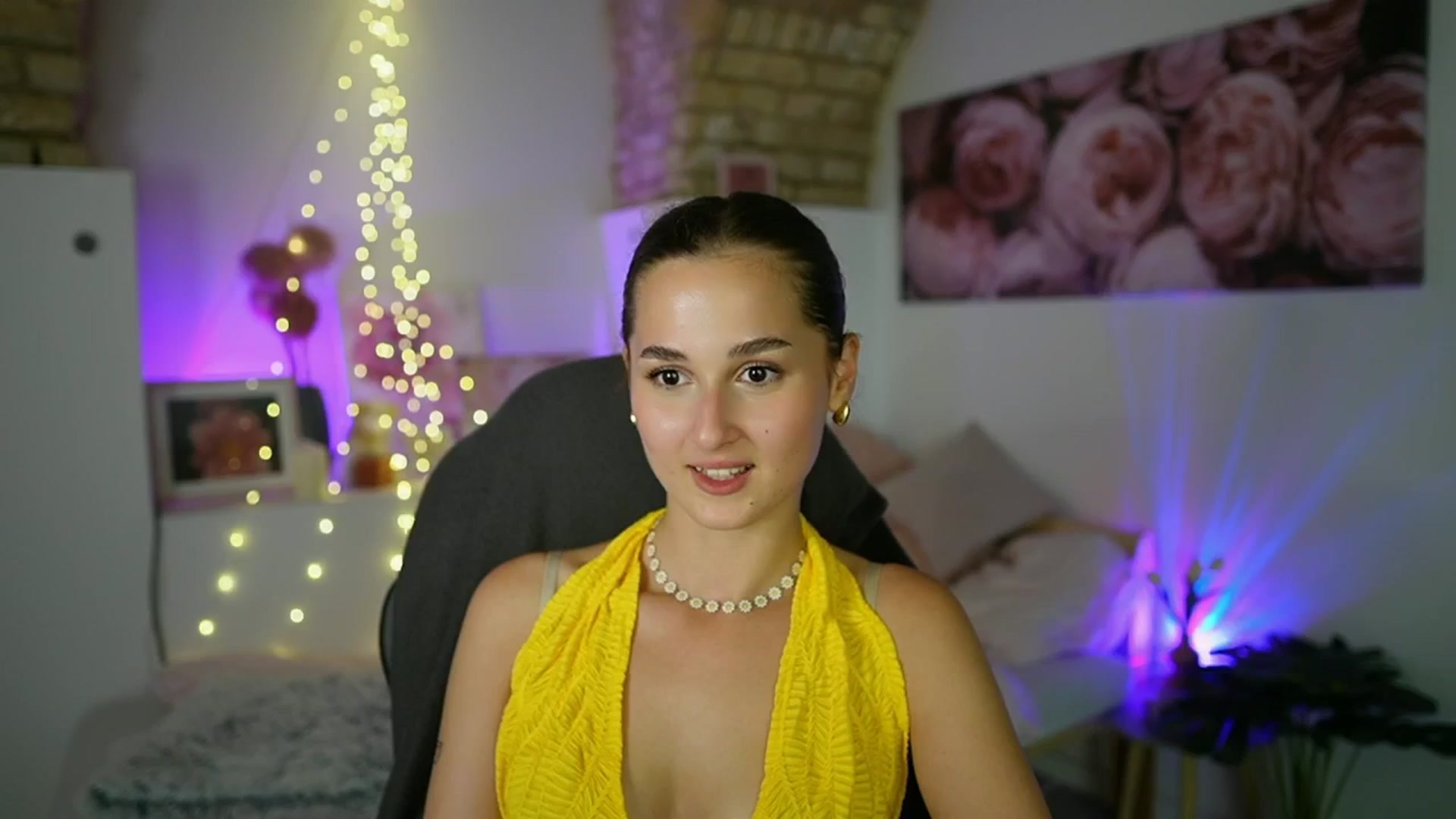 Gallery image thumbnail from Anita_Grey_'s myfreecams stream on, 08/27/2025, 20:44 image 11 of 20