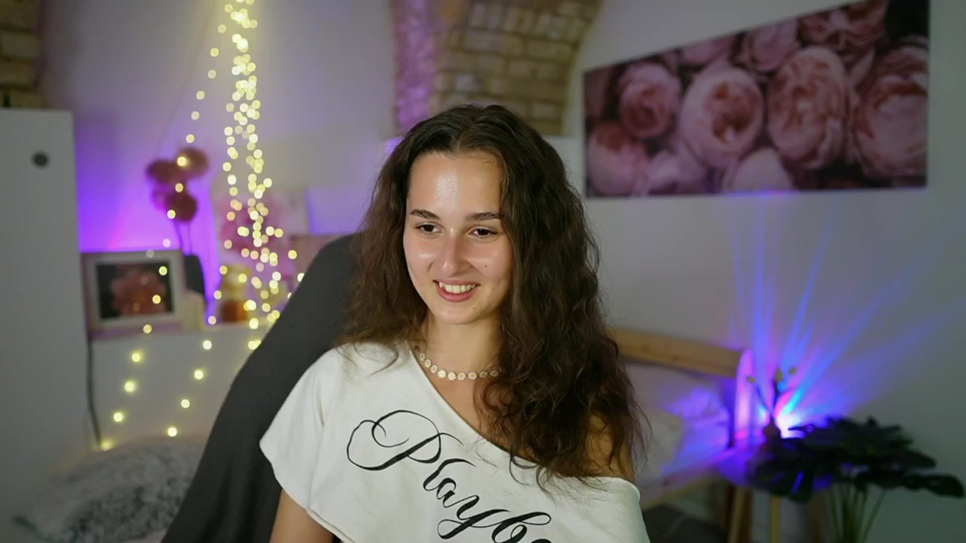 Gallery image thumbnail from Anita_Grey_'s myfreecams stream on, 08/29/2025, 19:06 image 7 of 20
