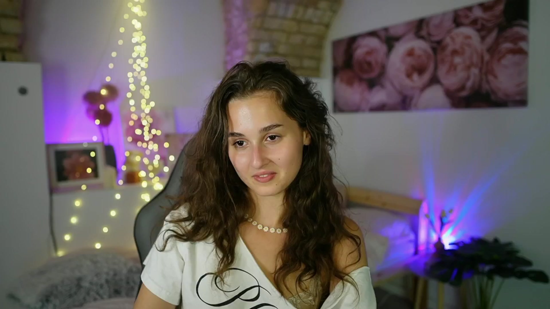Gallery image thumbnail from Anita_Grey_'s myfreecams stream on, 08/29/2025, 20:21 image 13 of 20