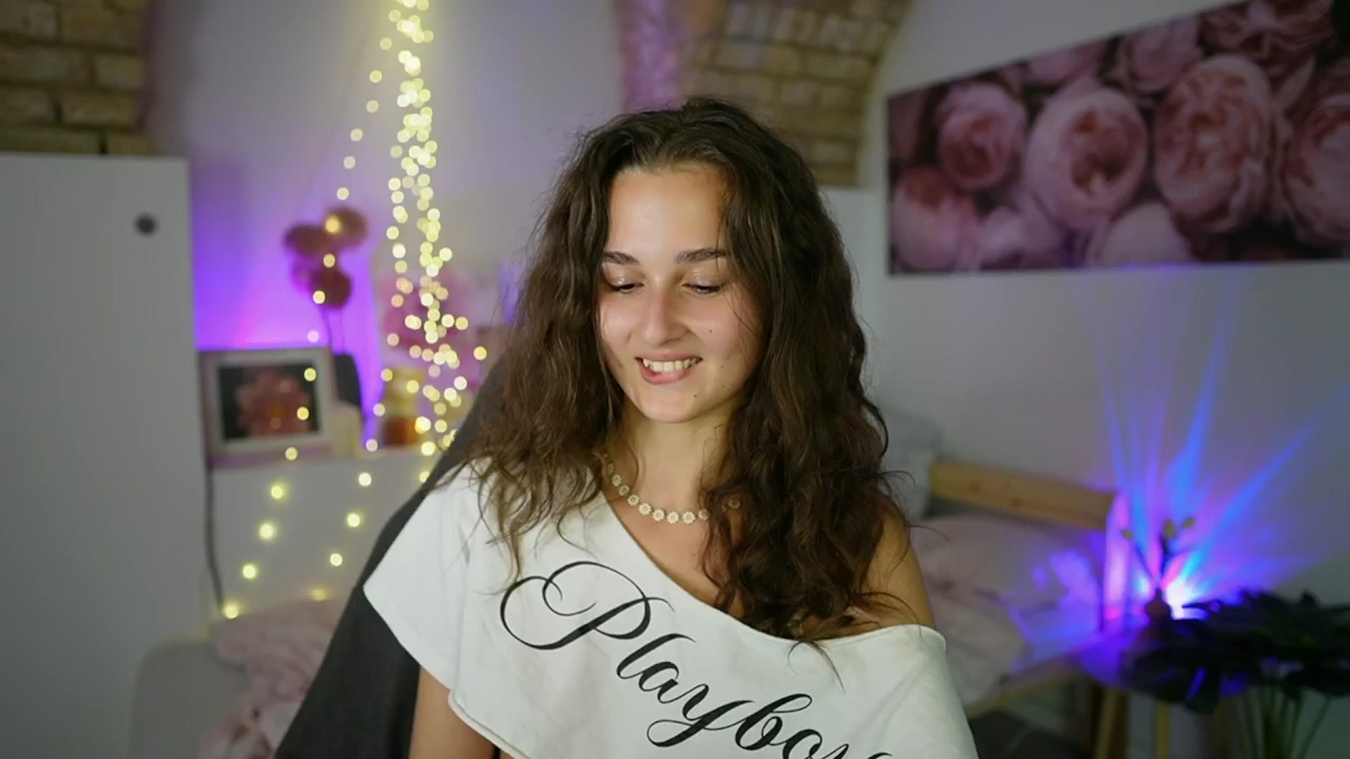 Gallery image thumbnail from Anita_Grey_'s myfreecams stream on, 08/29/2025, 22:25 image 18 of 20