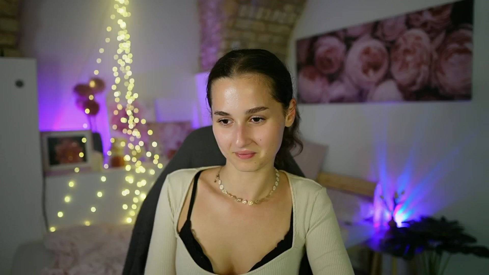 Gallery image thumbnail from Anita_Grey_'s myfreecams stream on, 08/30/2025, 20:48 image 8 of 20