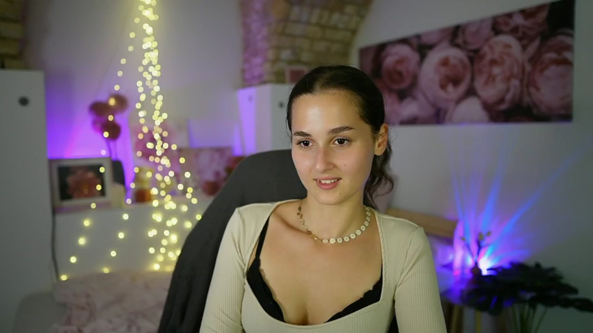 Gallery image thumbnail from Anita_Grey_'s myfreecams stream on, 08/30/2025, 20:48 image 19 of 20
