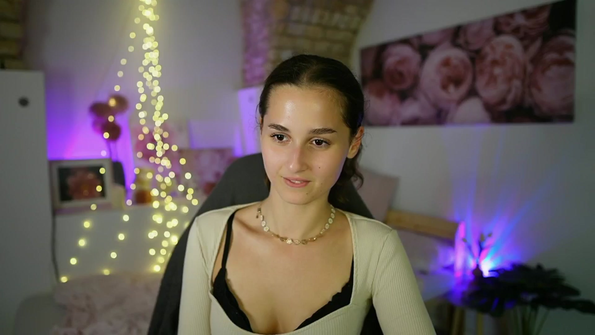 Gallery image thumbnail from Anita_Grey_'s myfreecams stream on, 08/30/2025, 20:48 image 7 of 20