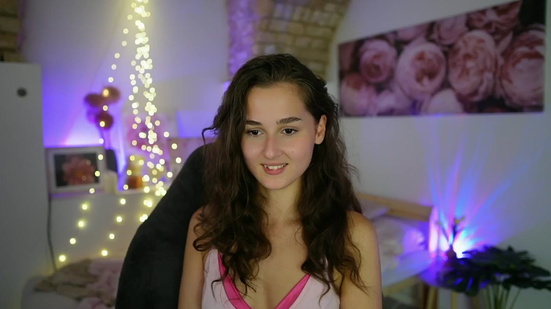 Gallery image thumbnail from Anita_Grey_'s myfreecams stream on, 08/31/2025, 20:02 image 18 of 20