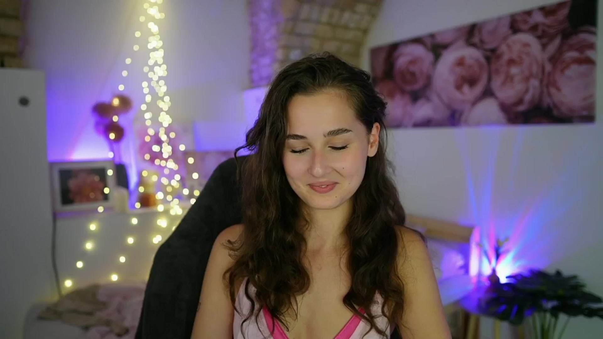 Gallery image thumbnail from Anita_Grey_'s myfreecams stream on, 08/31/2025, 20:02 image 14 of 20
