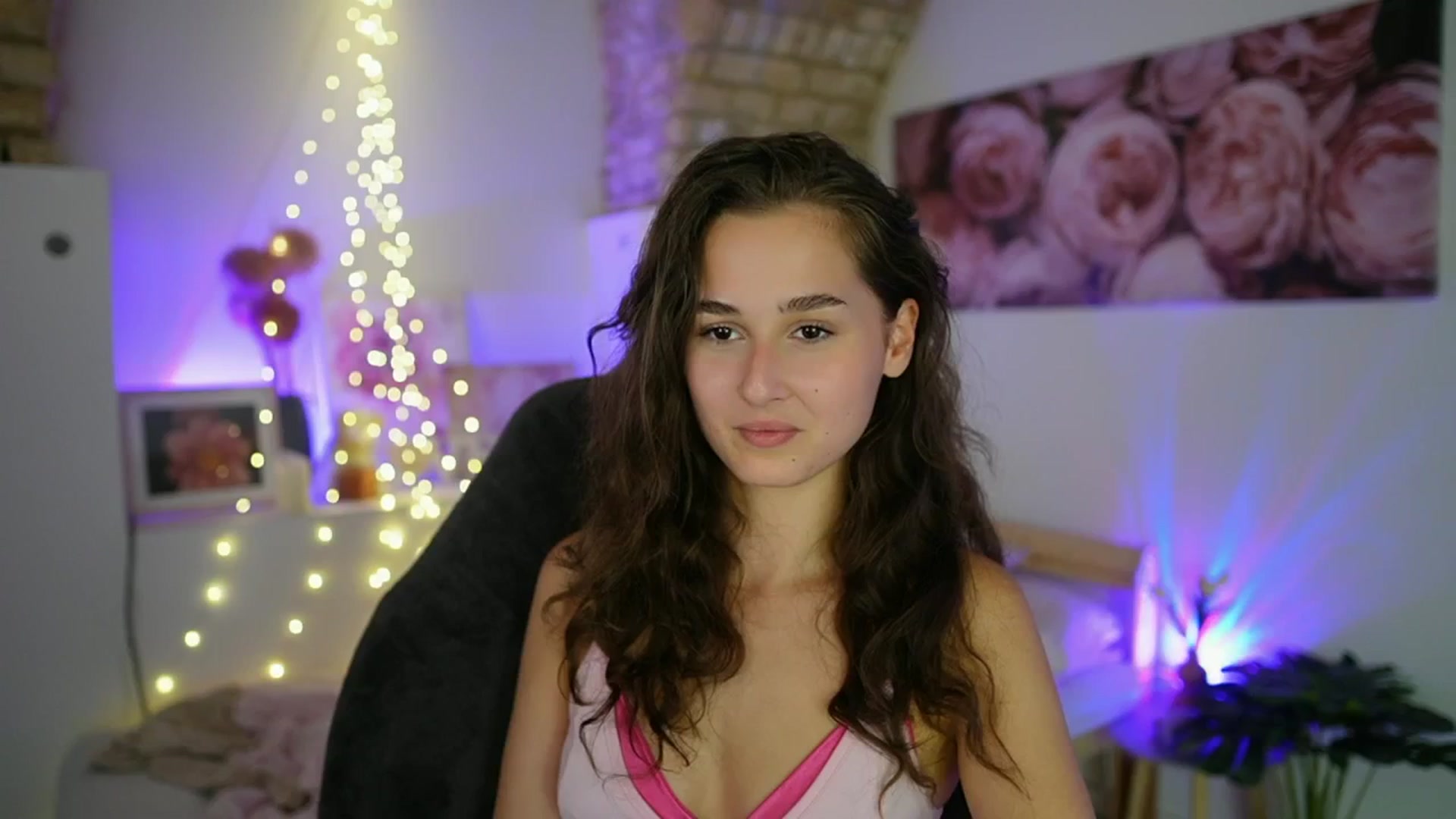 Gallery image thumbnail from Anita_Grey_'s myfreecams stream on, 08/31/2025, 20:02 image 16 of 20