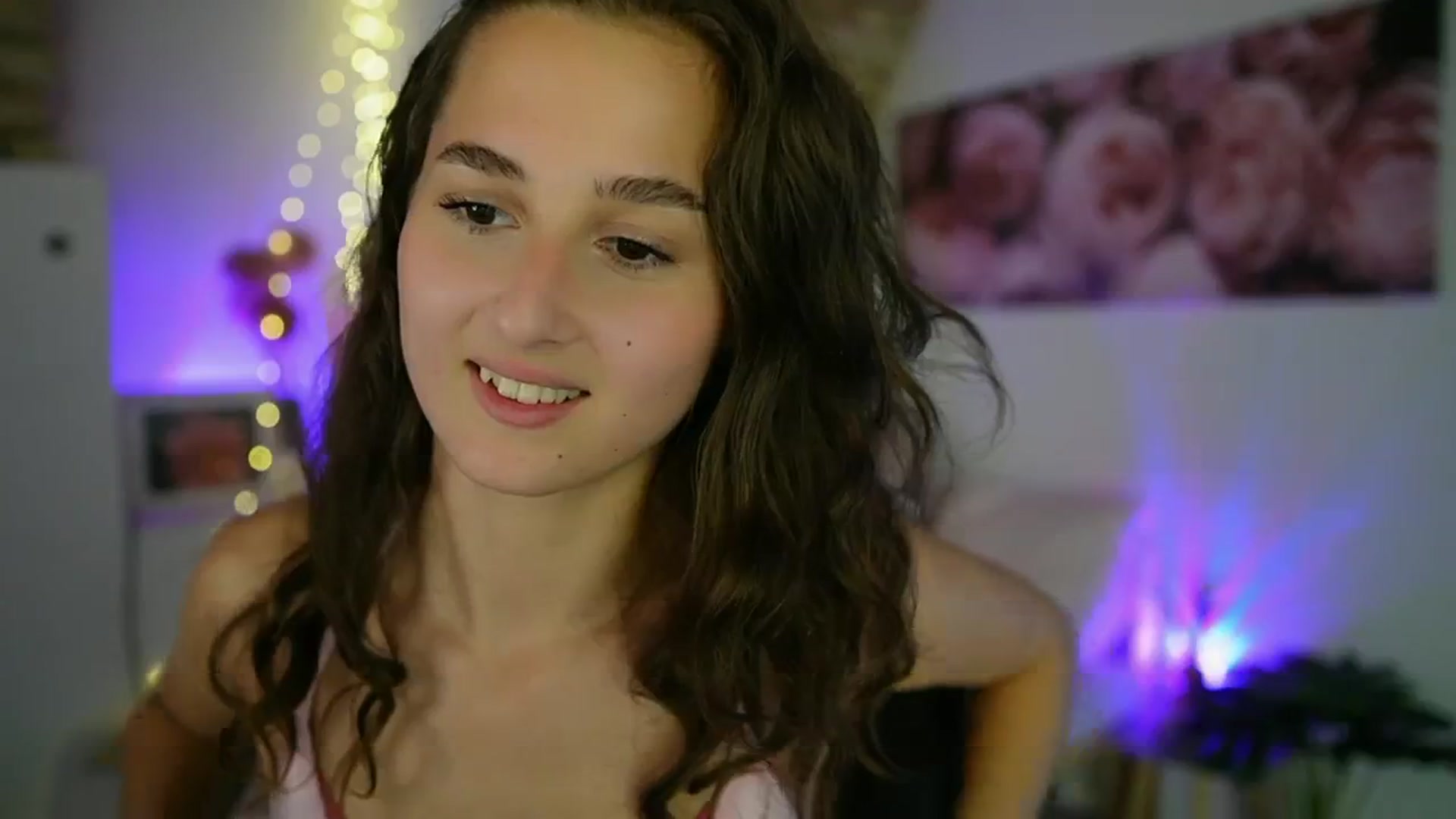 Gallery image thumbnail from Anita_Grey_'s myfreecams stream on, 08/31/2025, 21:12 image 9 of 20