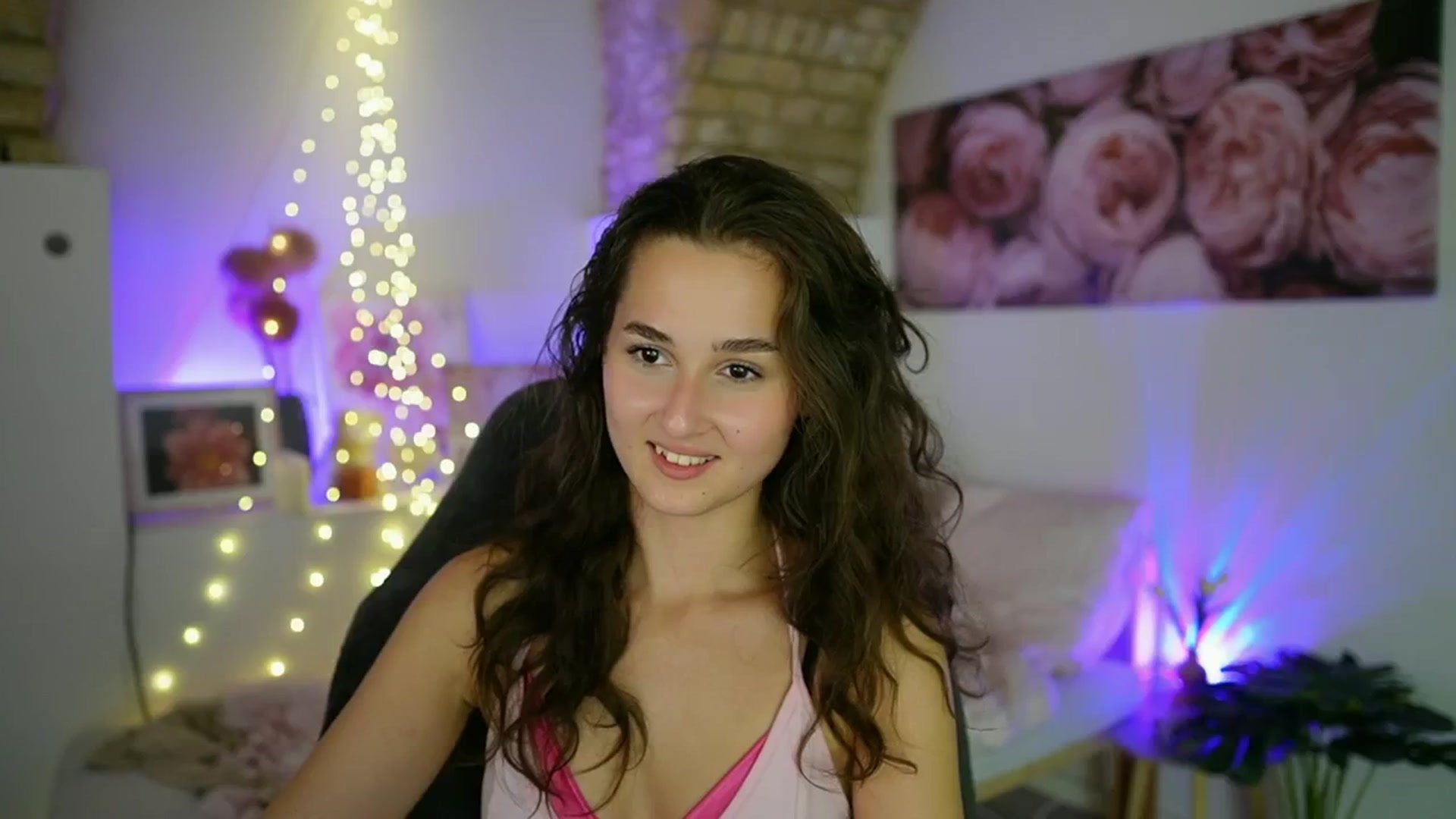 Gallery image thumbnail from Anita_Grey_'s myfreecams stream on, 08/31/2025, 21:12 image 16 of 20