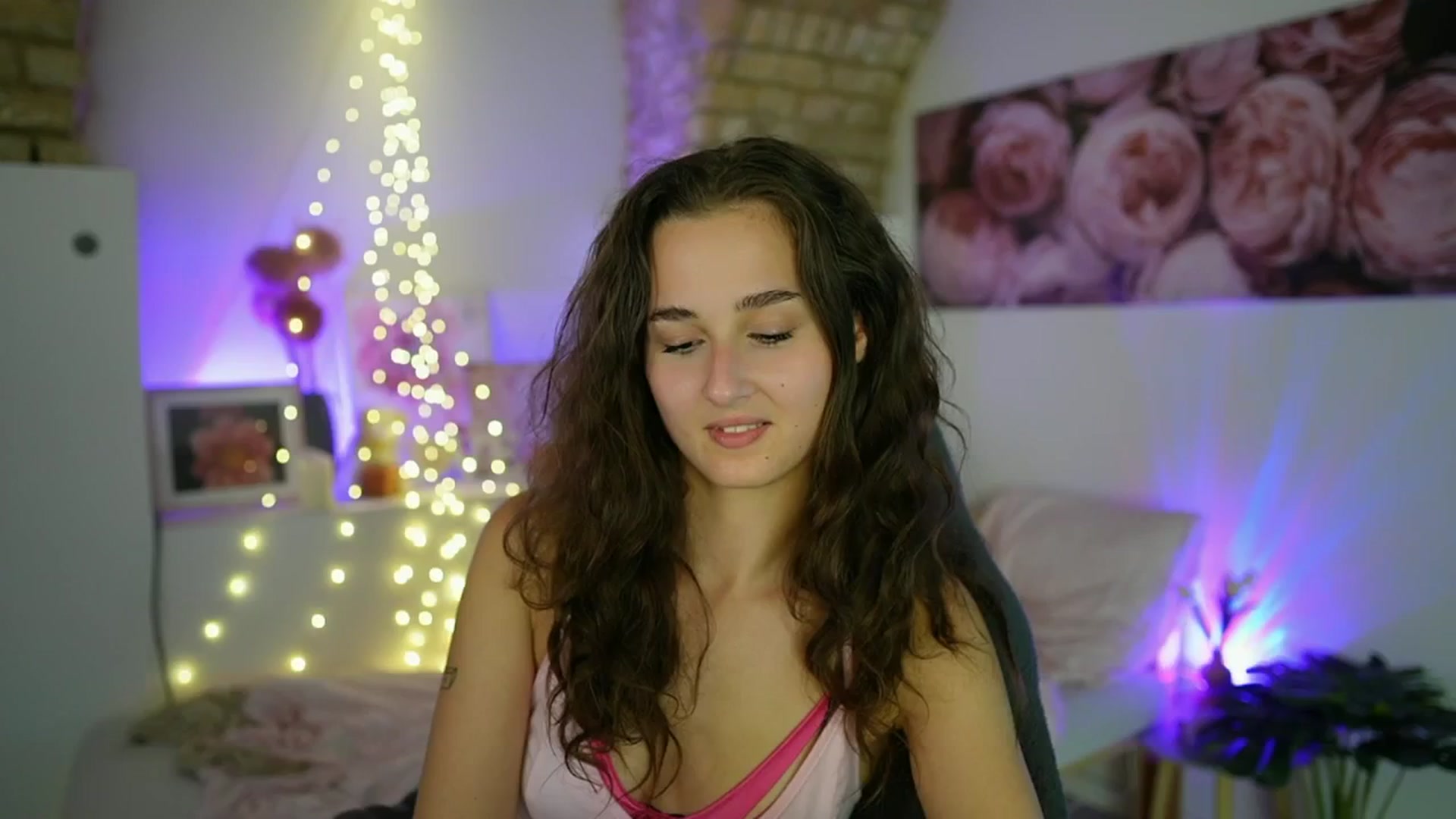 Gallery image thumbnail from Anita_Grey_'s myfreecams stream on, 08/31/2025, 23:19 image 5 of 20