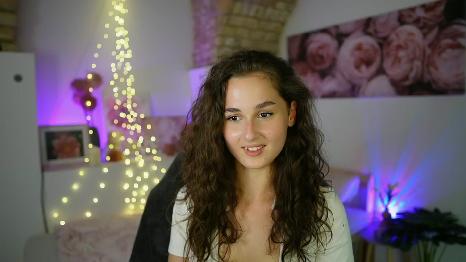 Gallery image thumbnail from Anita_Grey_'s myfreecams stream on, 09/03/2025, 23:06 image 6 of 20