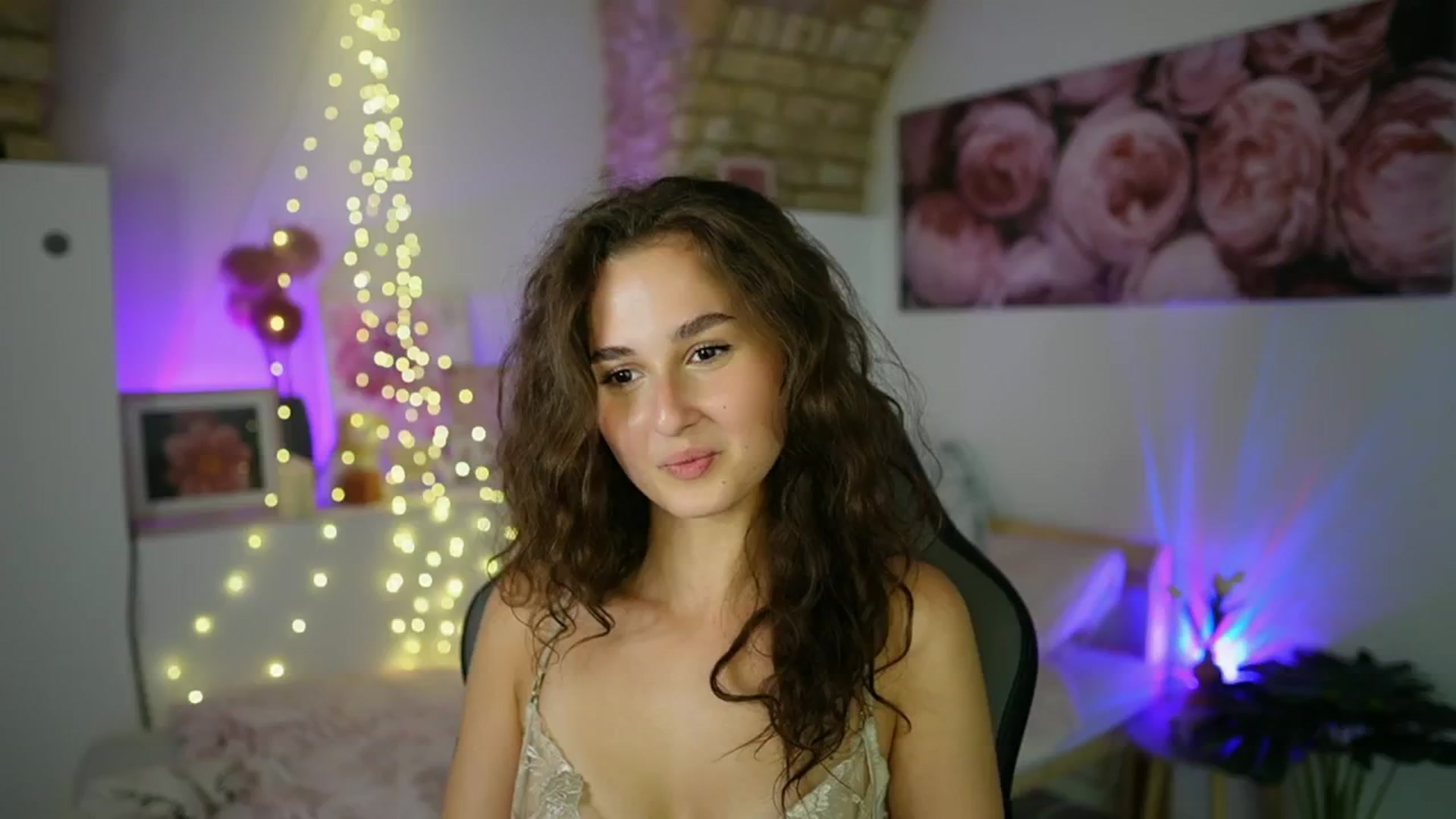 Gallery image thumbnail from Anita_Grey_'s myfreecams stream on, 09/03/2025, 23:06 image 16 of 20