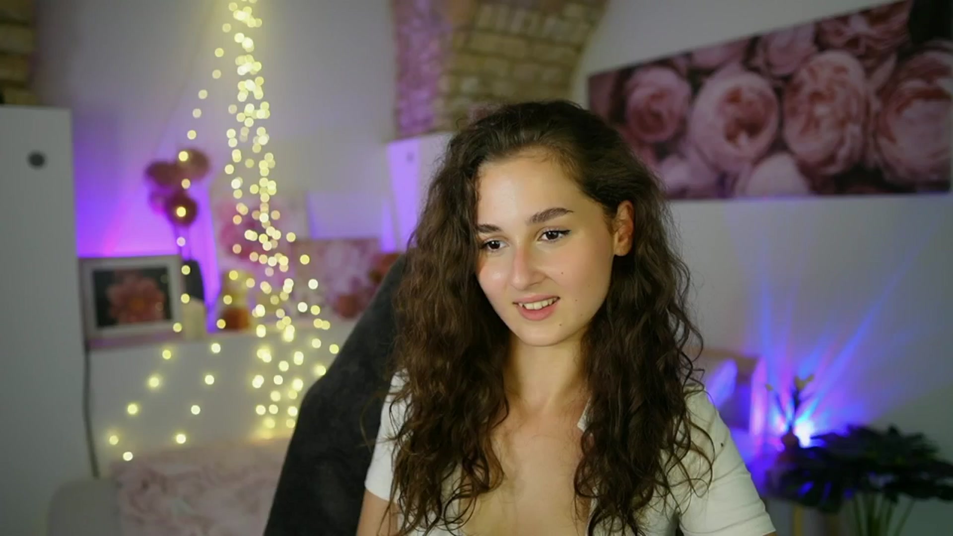 Gallery image thumbnail from Anita_Grey_'s myfreecams stream on, 09/03/2025, 23:06 image 3 of 20