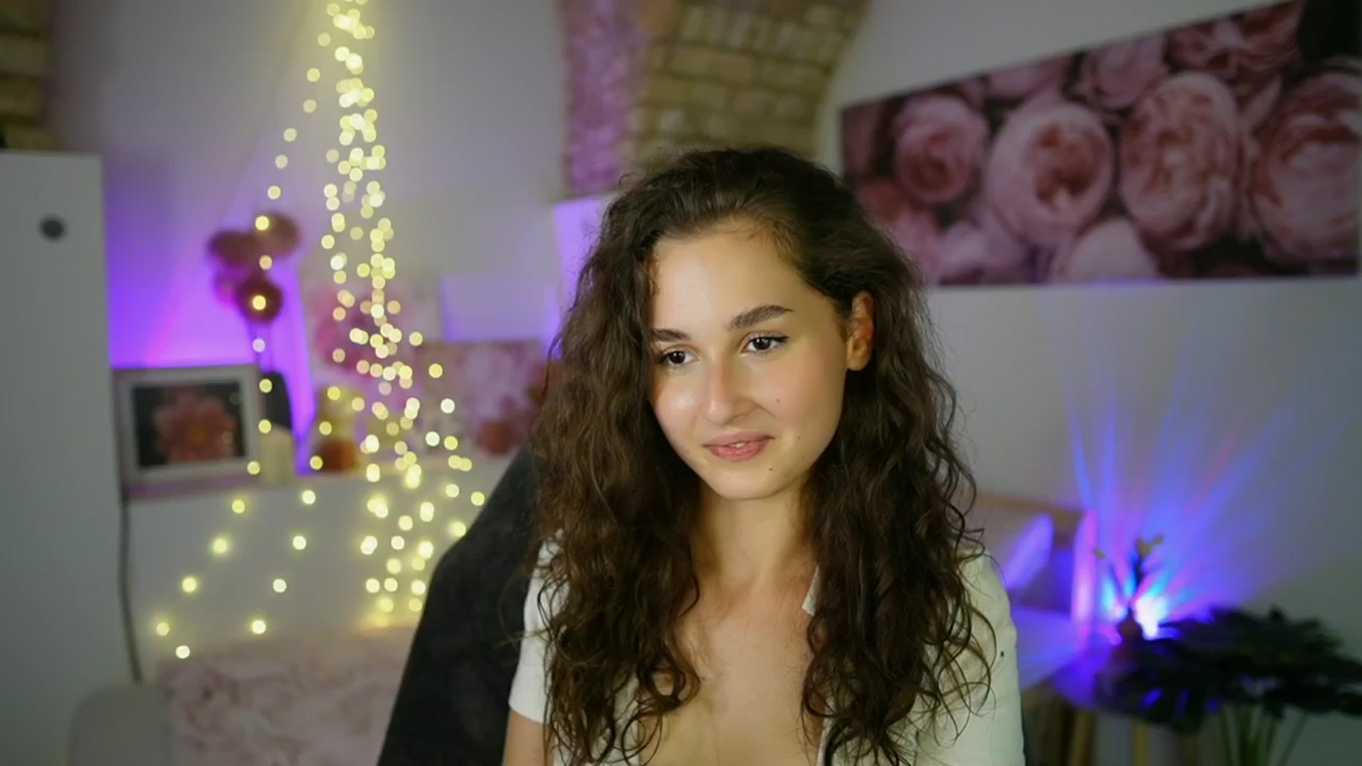 Gallery image thumbnail from Anita_Grey_'s myfreecams stream on, 09/03/2025, 23:06 image 5 of 20