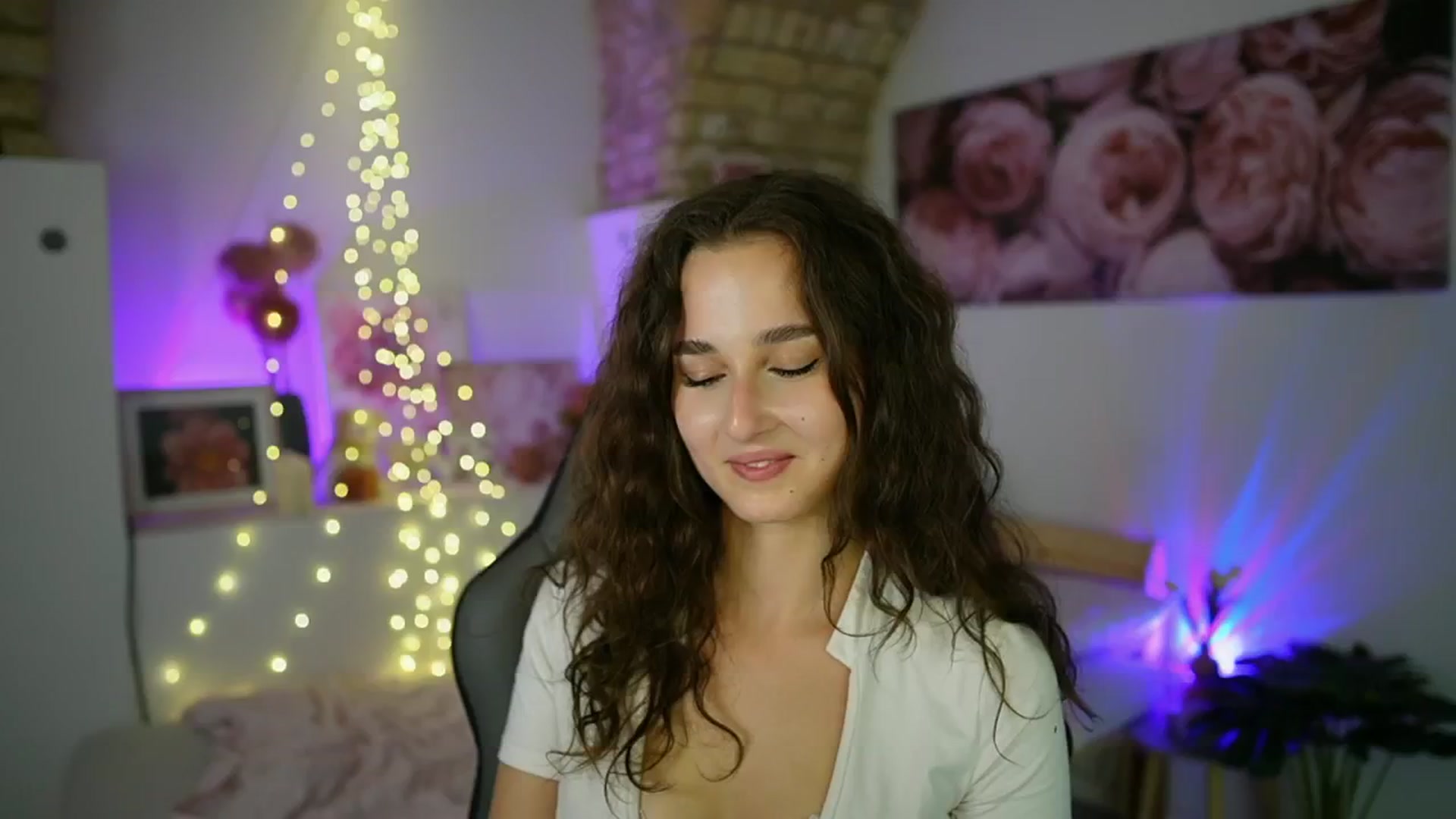 Gallery image thumbnail from Anita_Grey_'s myfreecams stream on, 09/04/2025, 20:51 image 1 of 20